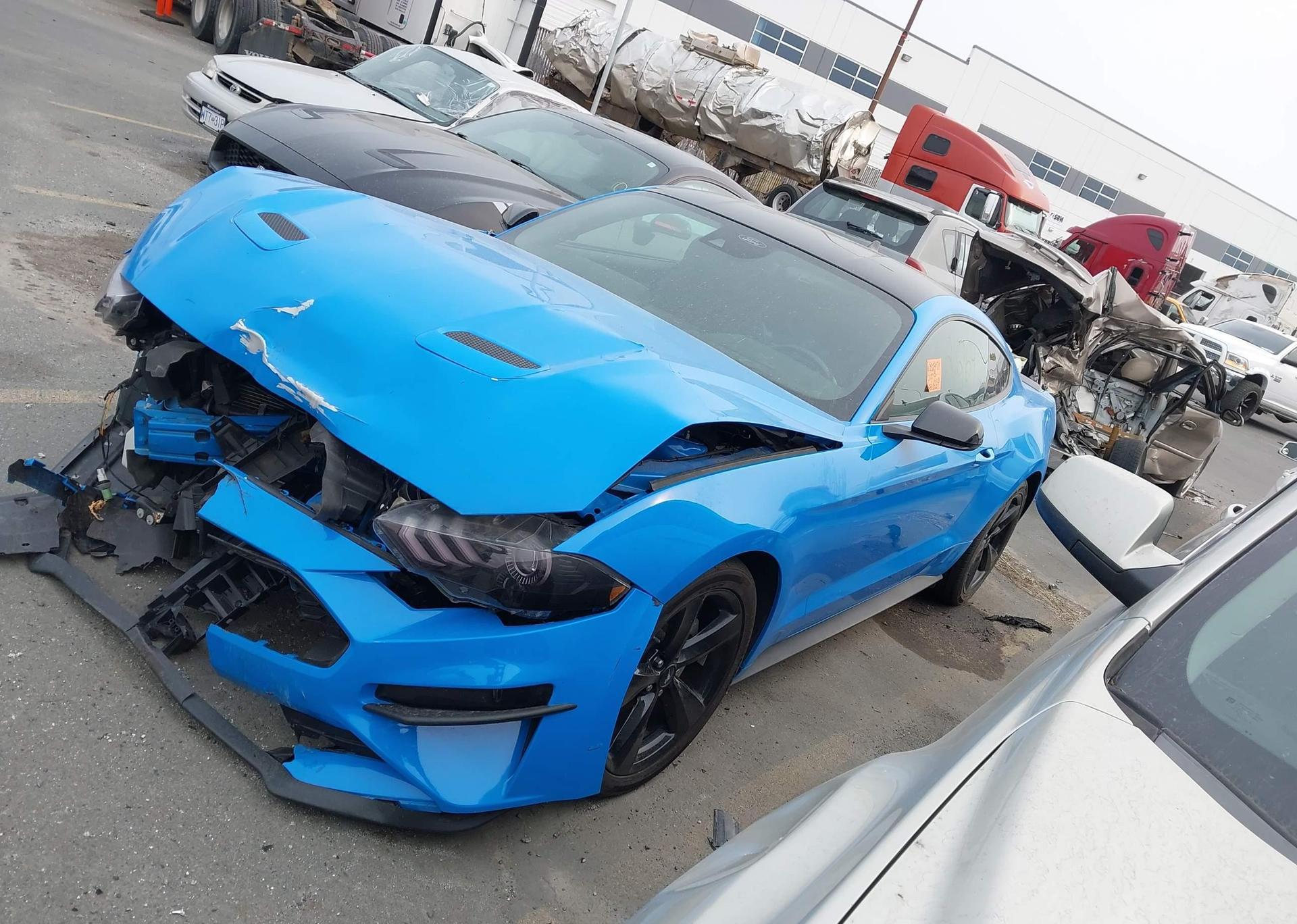 2022 FORD MUSTANG