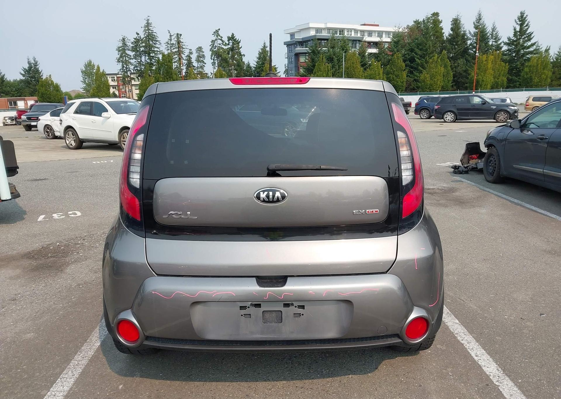 2016 KIA SOUL