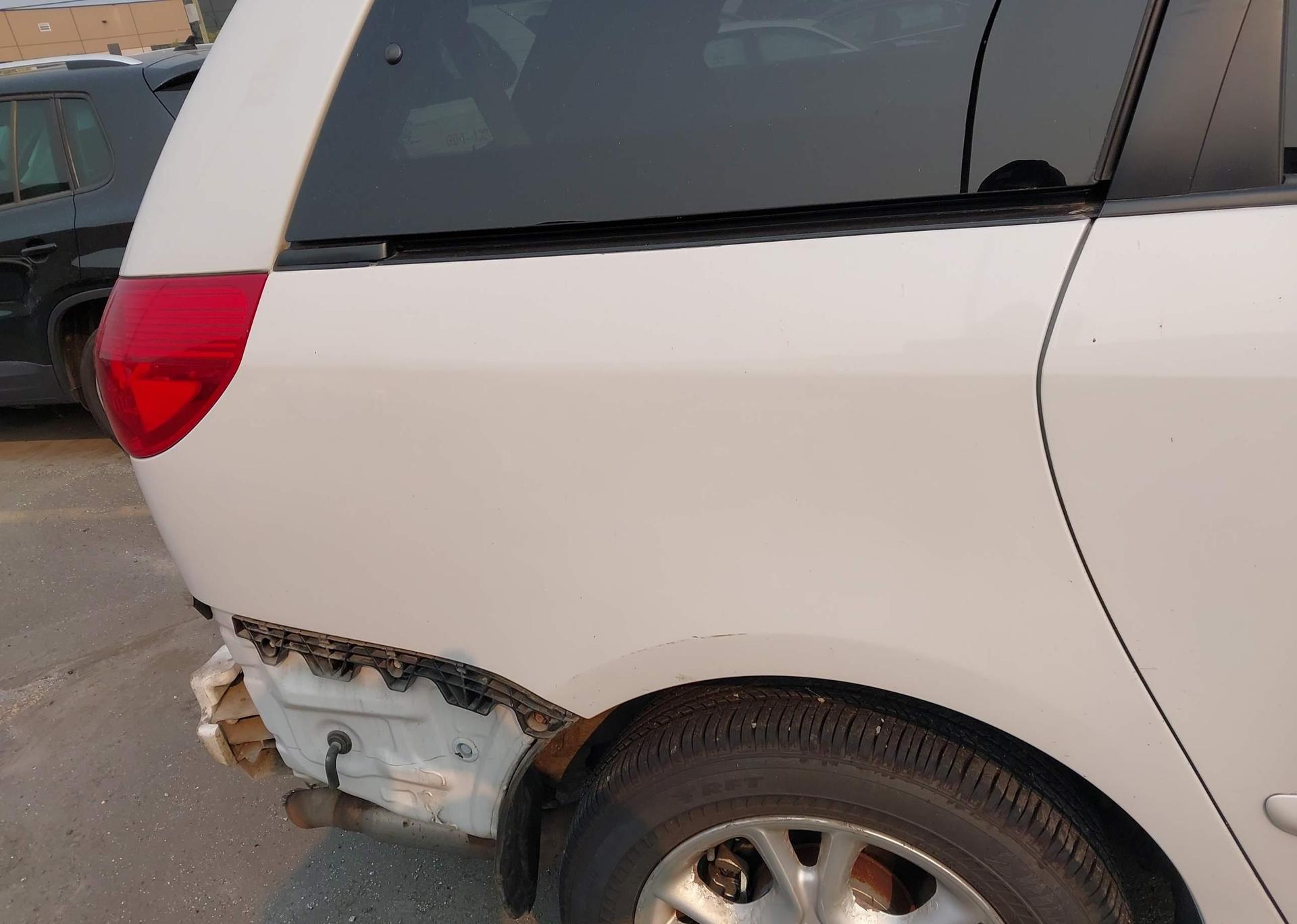 2006 TOYOTA SIENNA CE