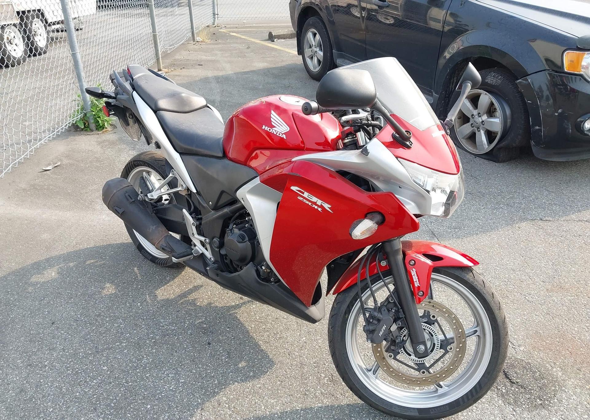 2011 HONDA CBR250 RA
