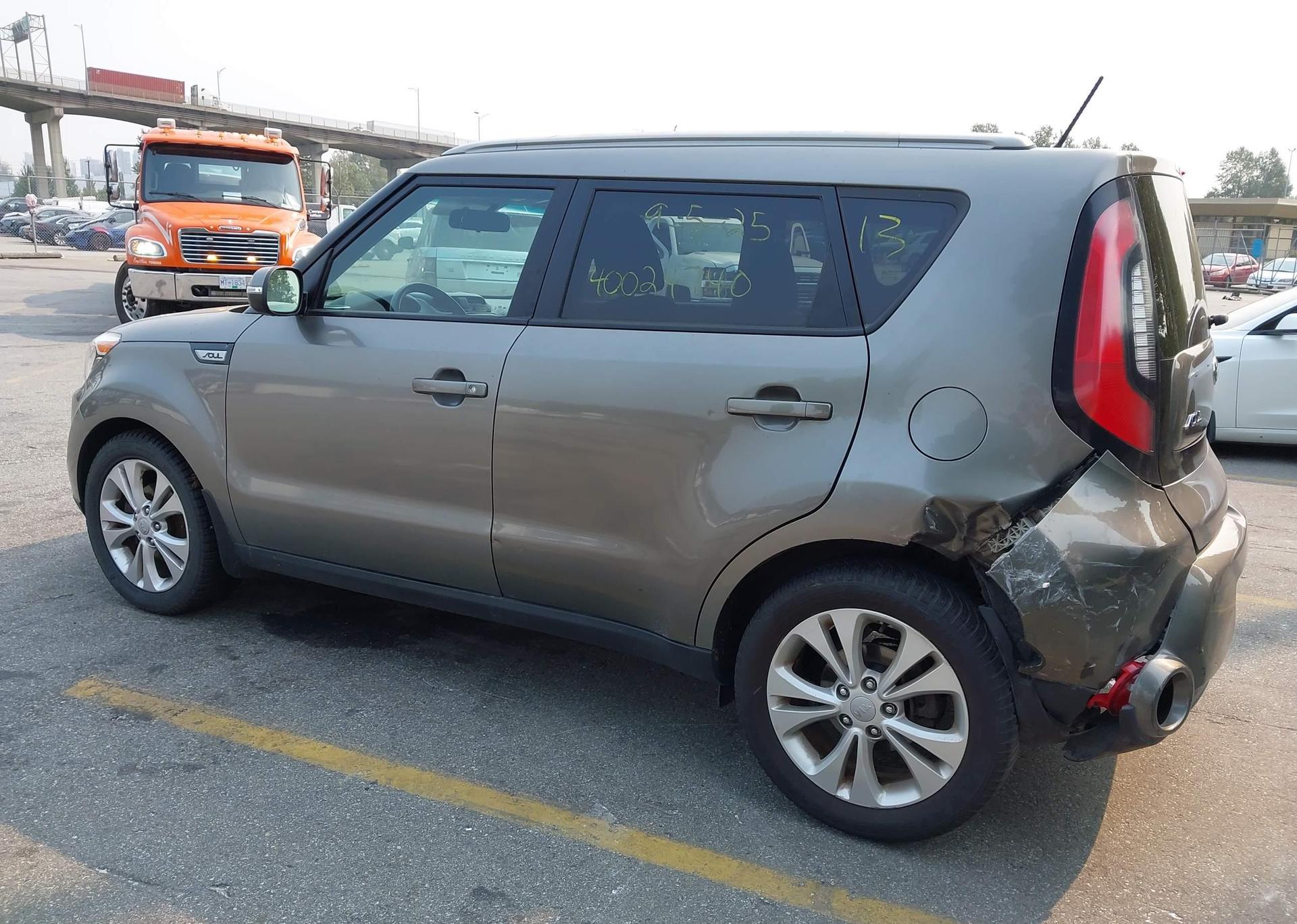 2015 KIA SOUL
