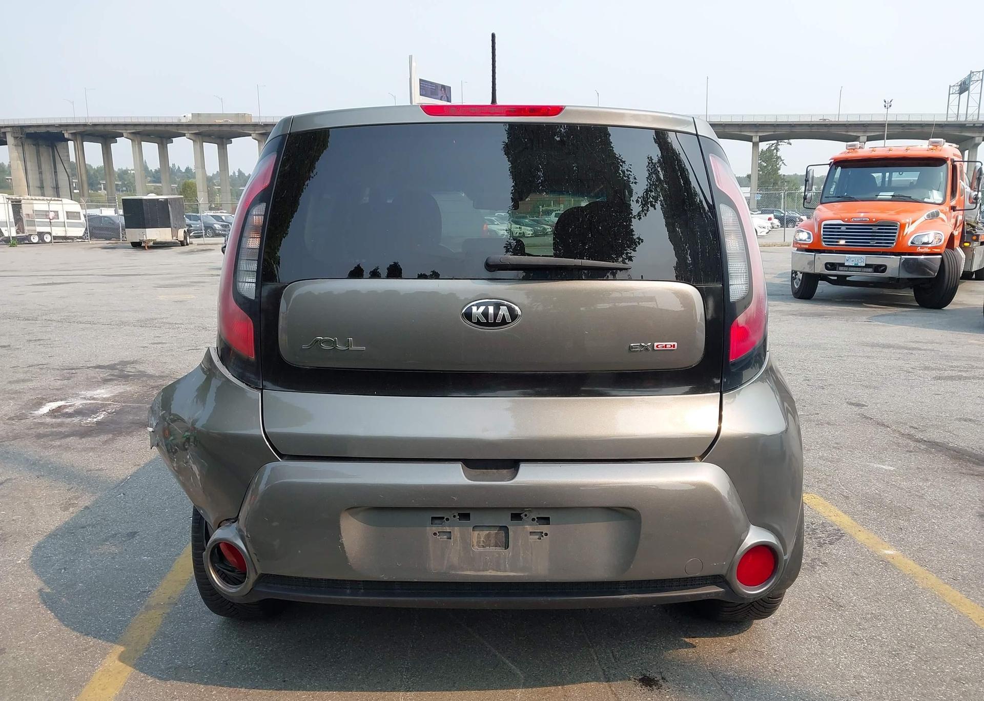 2015 KIA SOUL