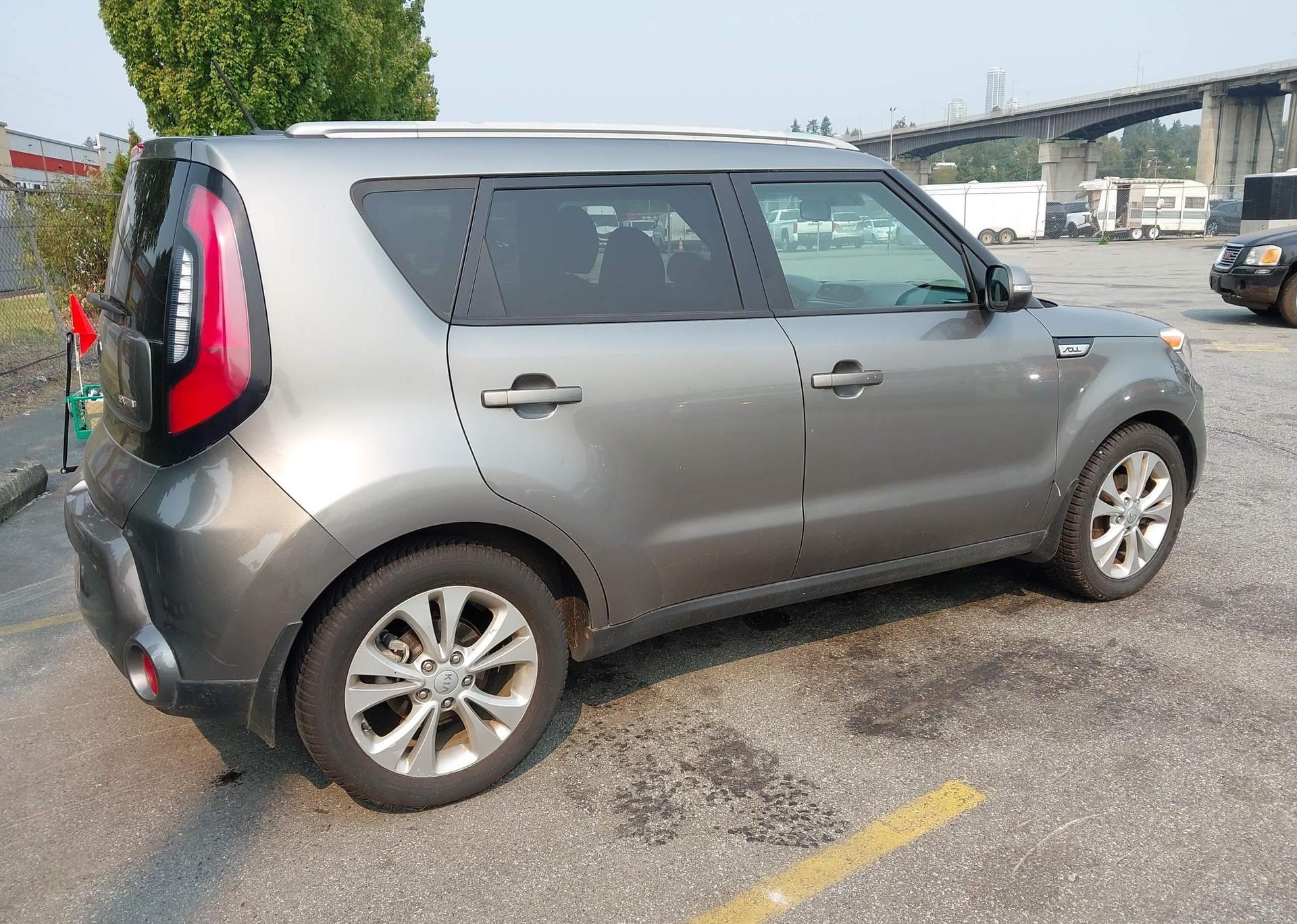 2015 KIA SOUL