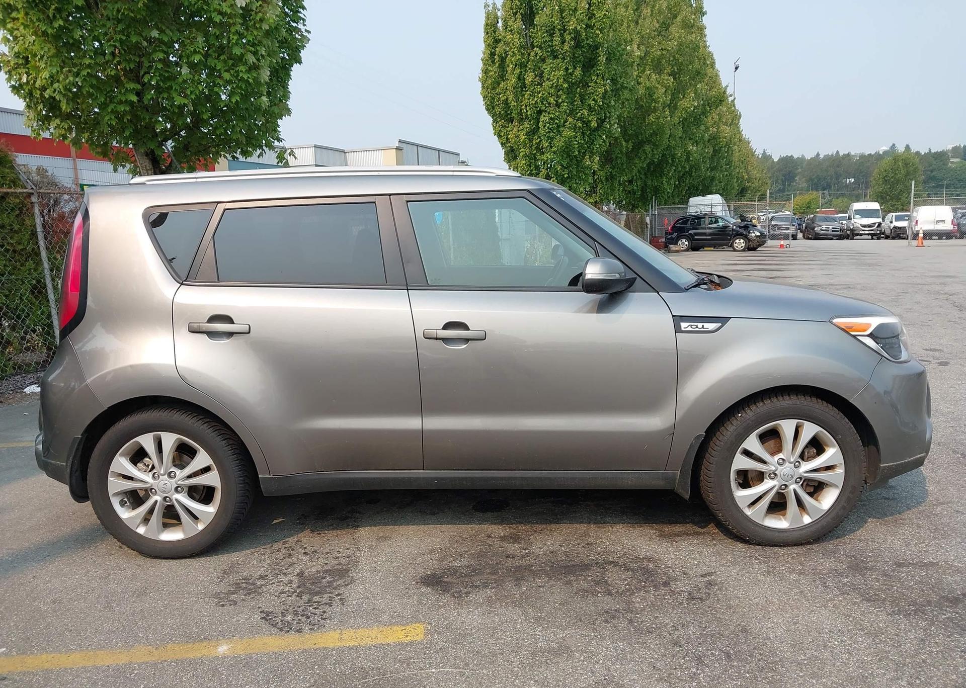 2015 KIA SOUL