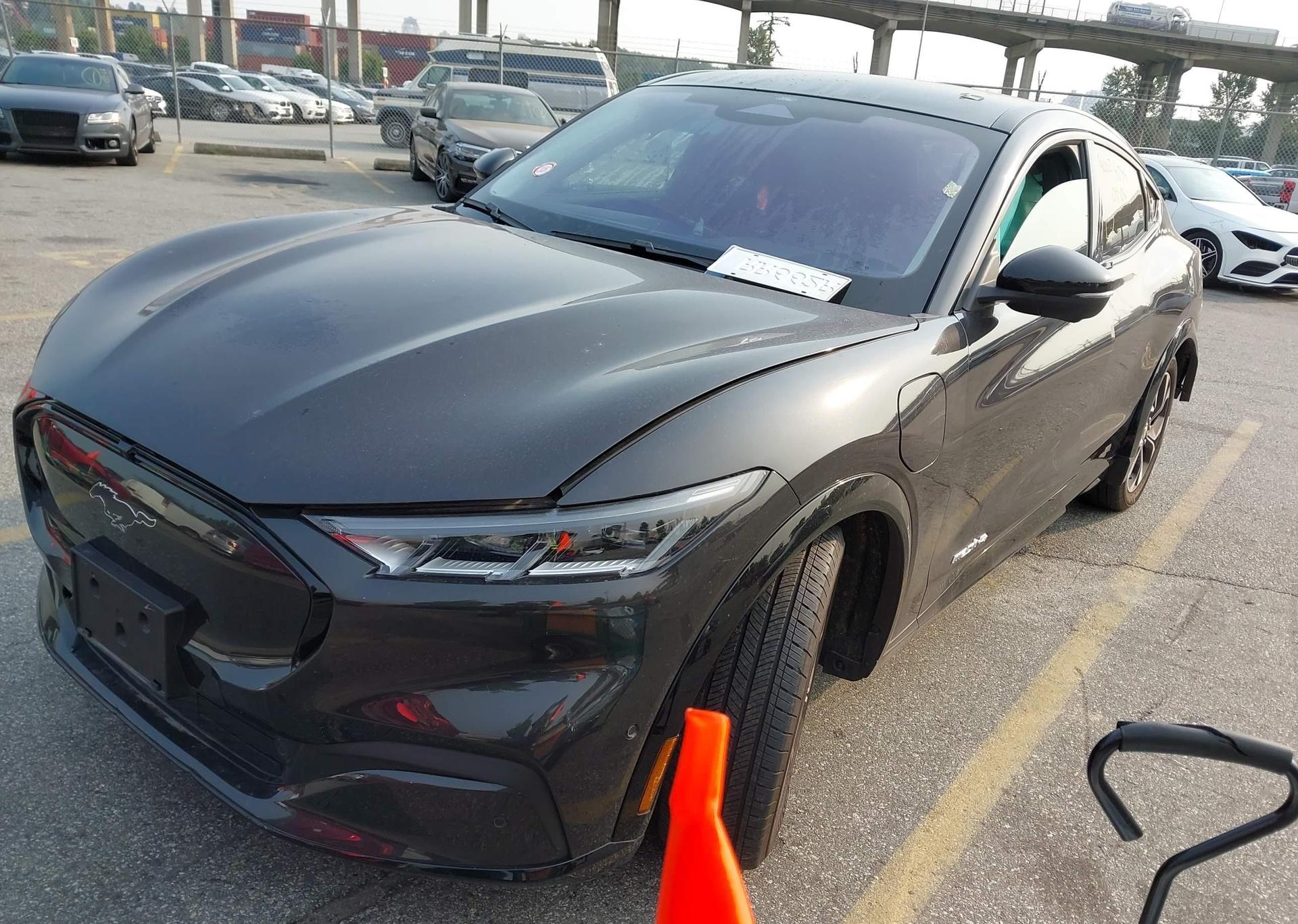 2022 FORD MUSTANG MACH-E PREMIUM