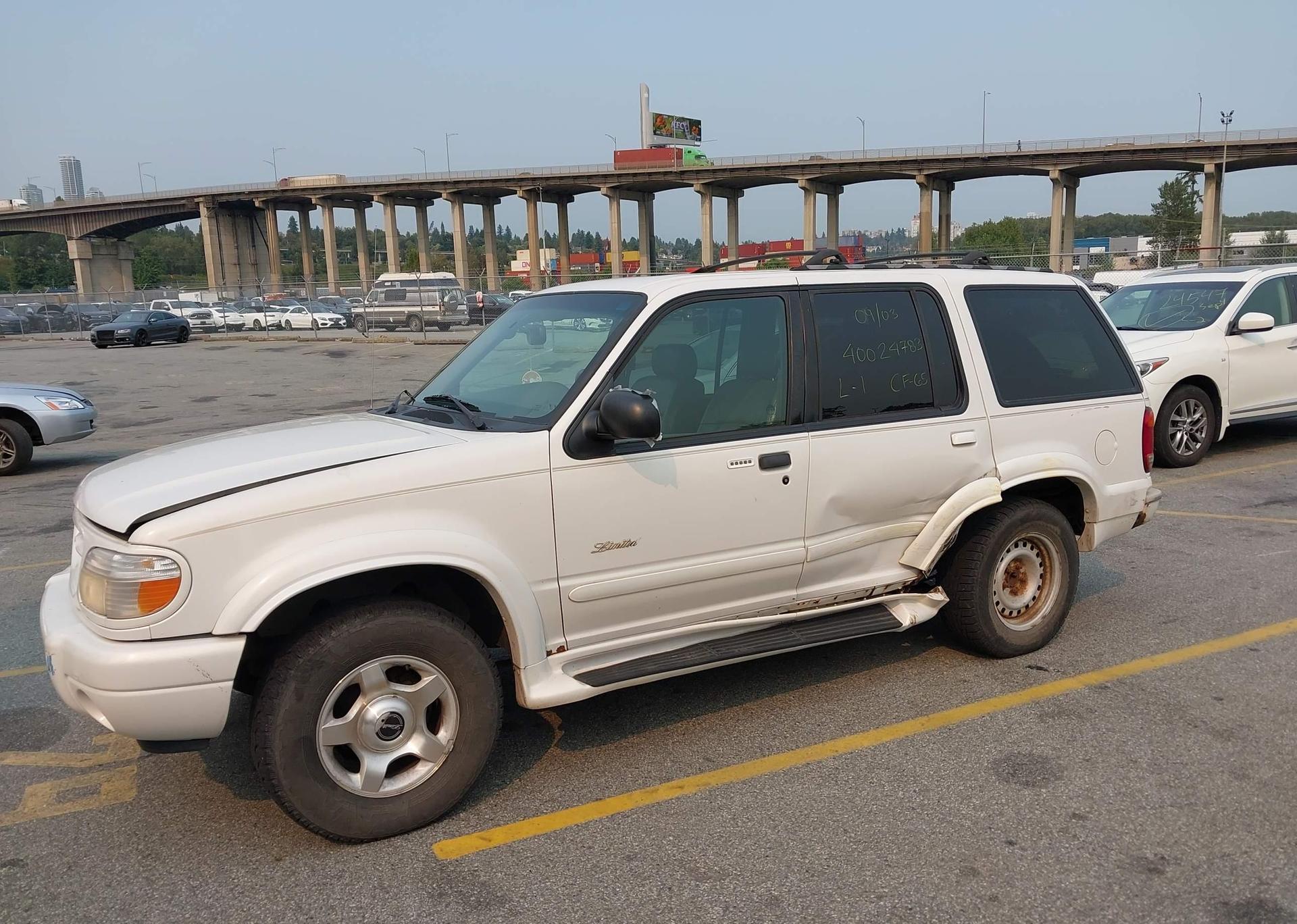 2000 FORD EXPLORER LIMITED