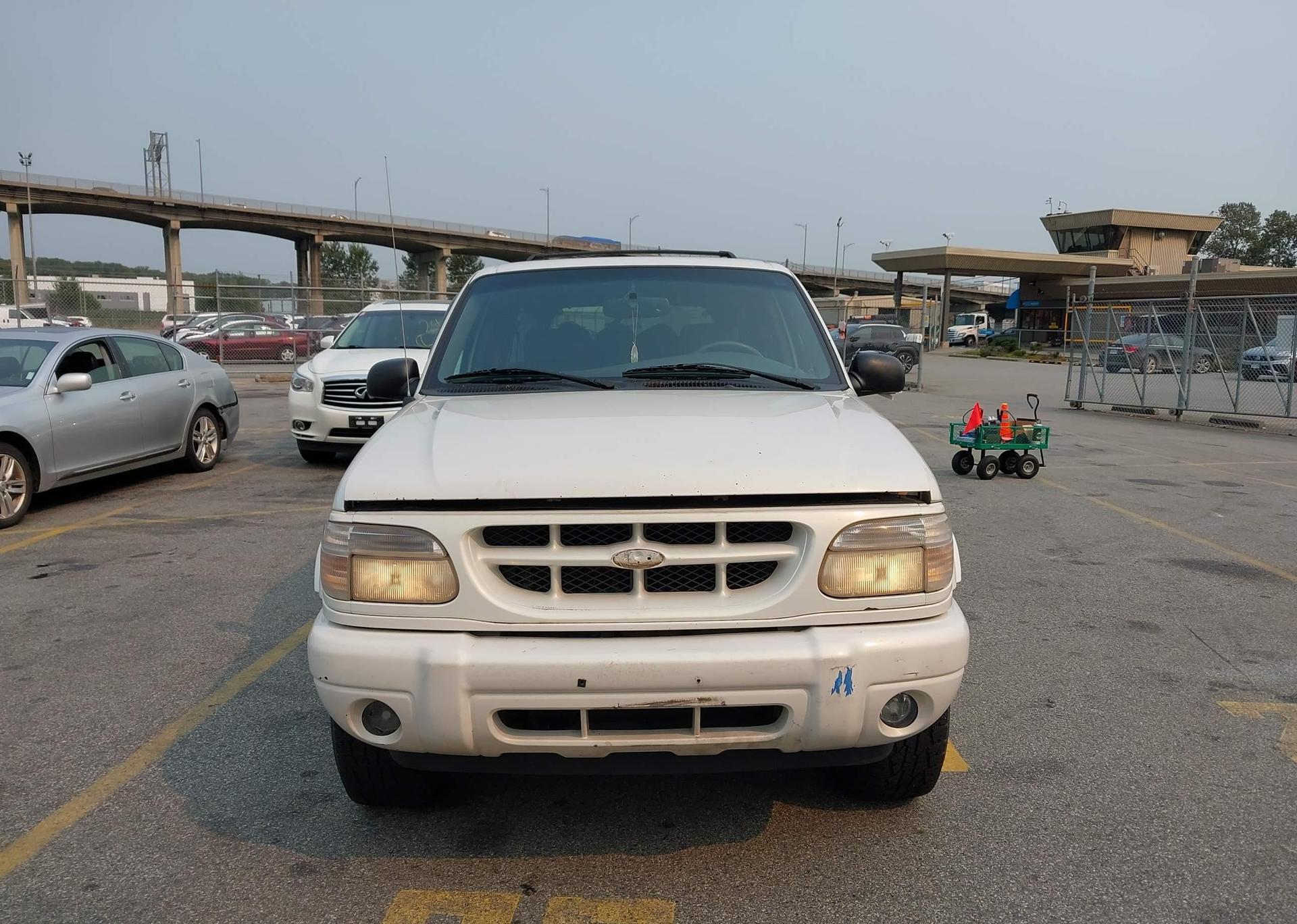 2000 FORD EXPLORER LIMITED