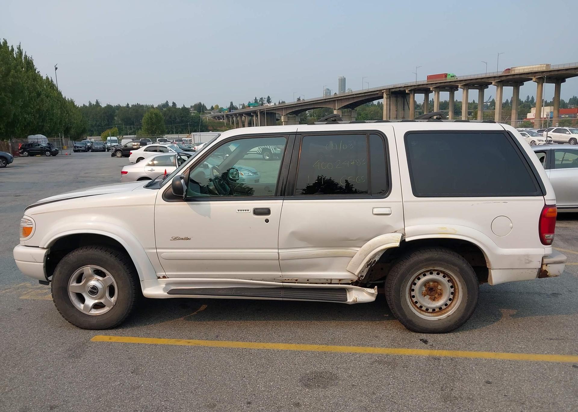 2000 FORD EXPLORER LIMITED