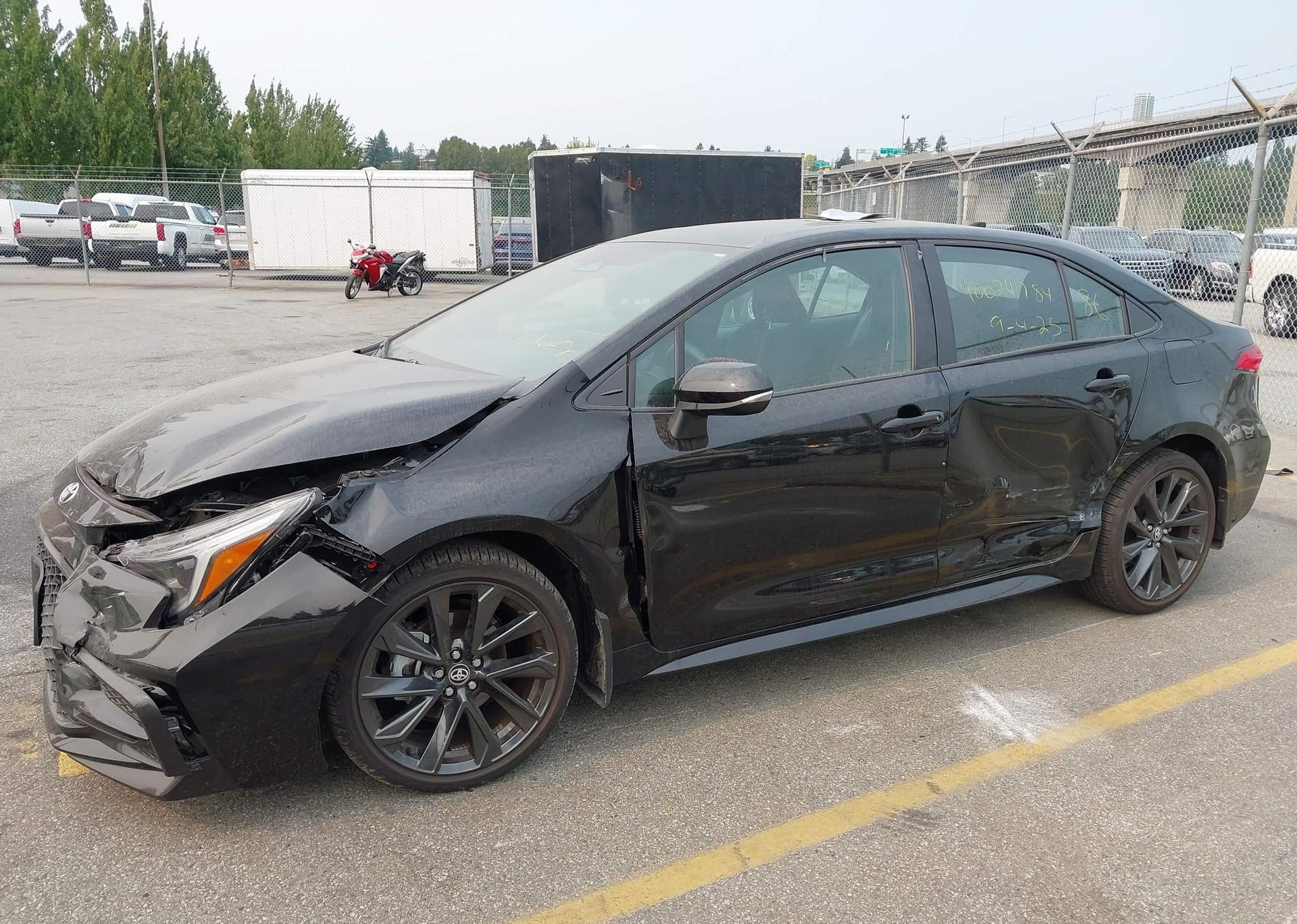 2024 TOYOTA COROLLA SE
