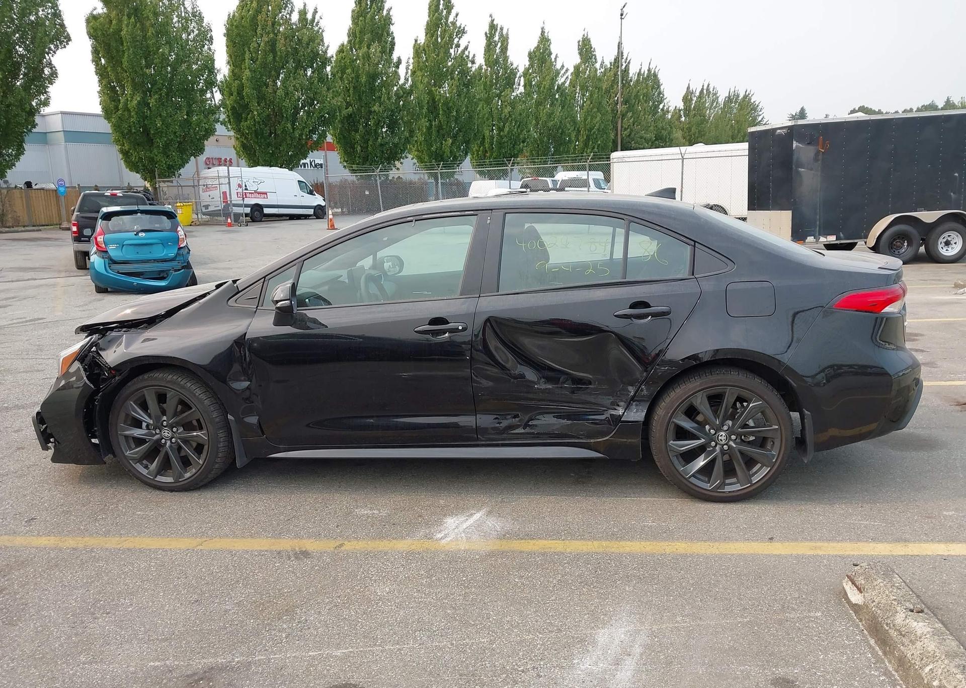 2024 TOYOTA COROLLA SE