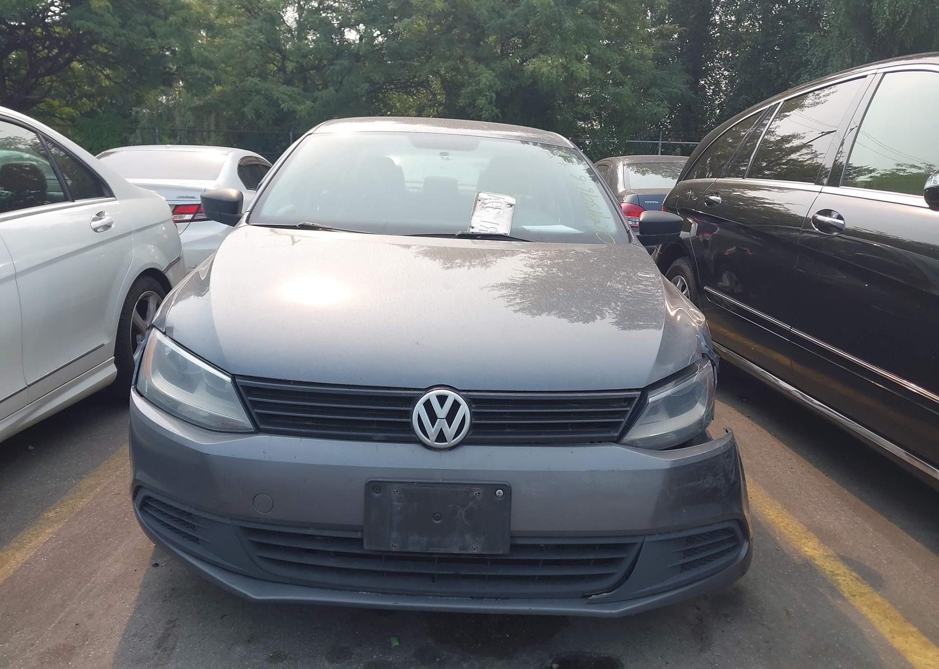 2011 VOLKSWAGEN JETTA S