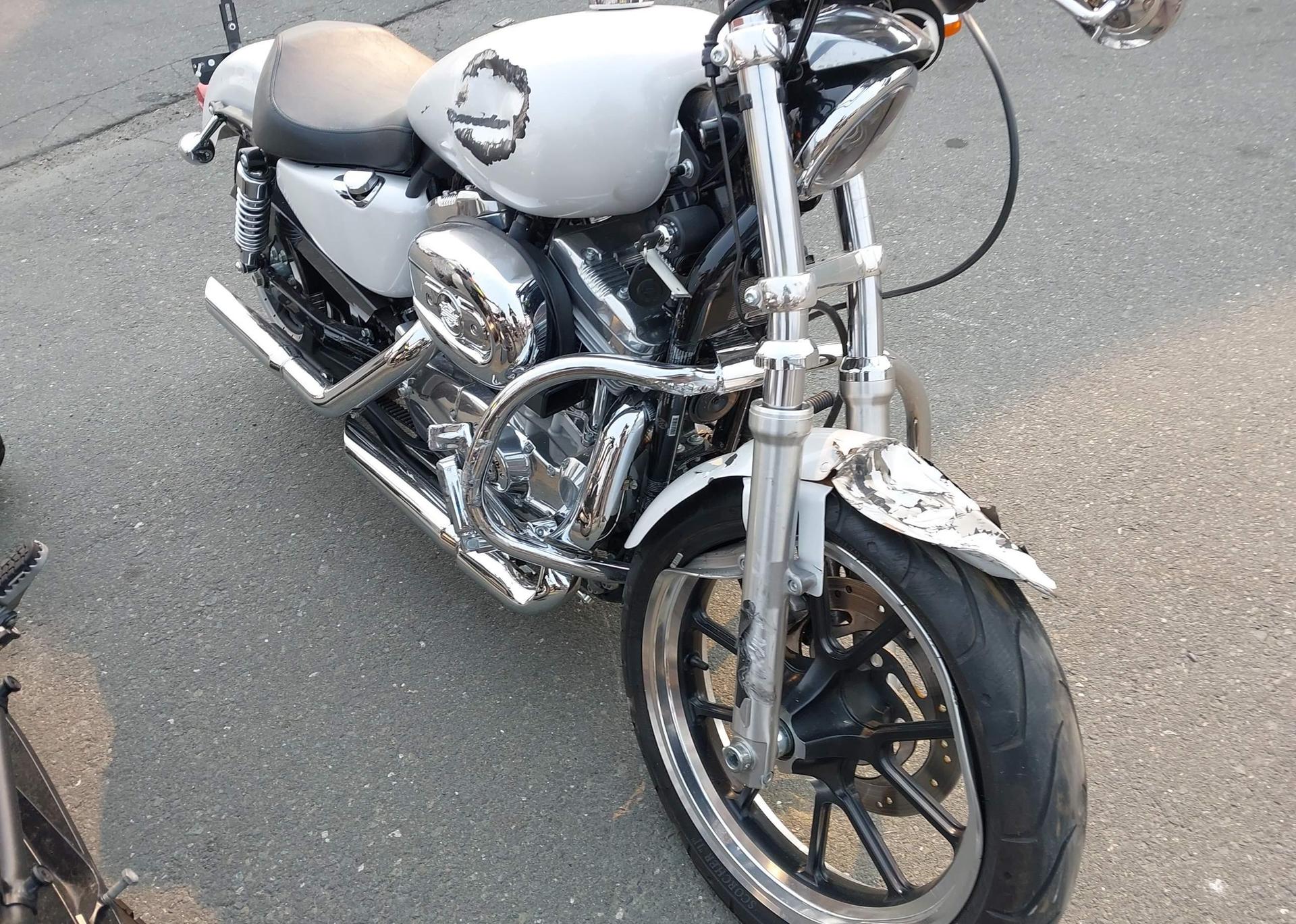 2011 HARLEY-DAVIDSON XL883 L