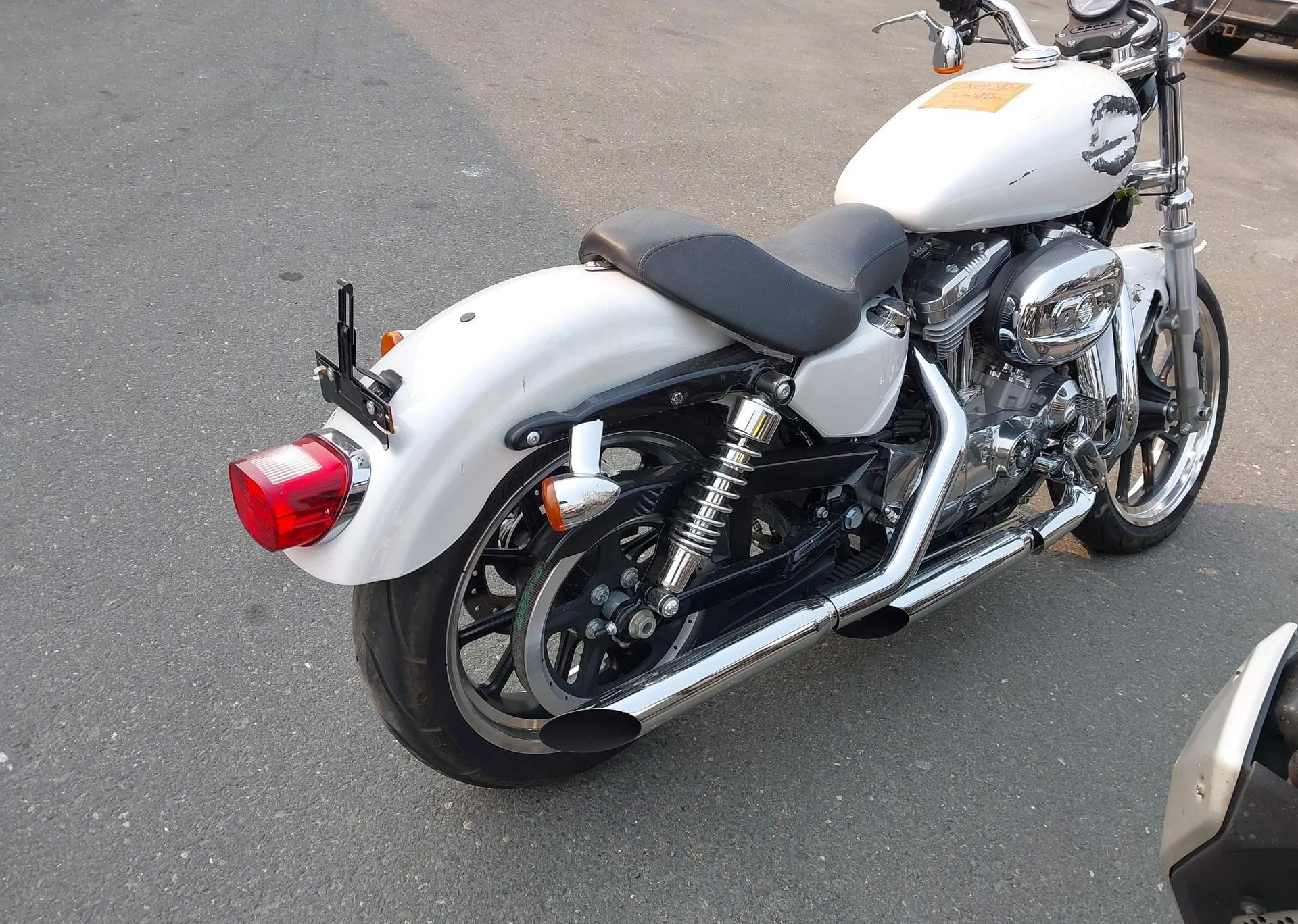 2011 HARLEY-DAVIDSON XL883 L