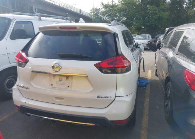 2017 NISSAN ROGUE SV