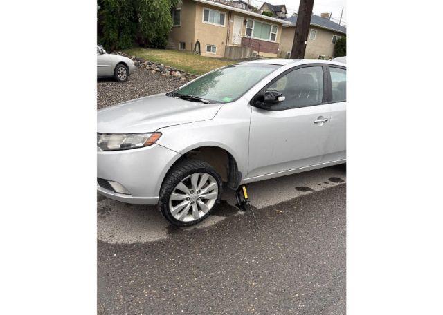 2010 KIA FORTE