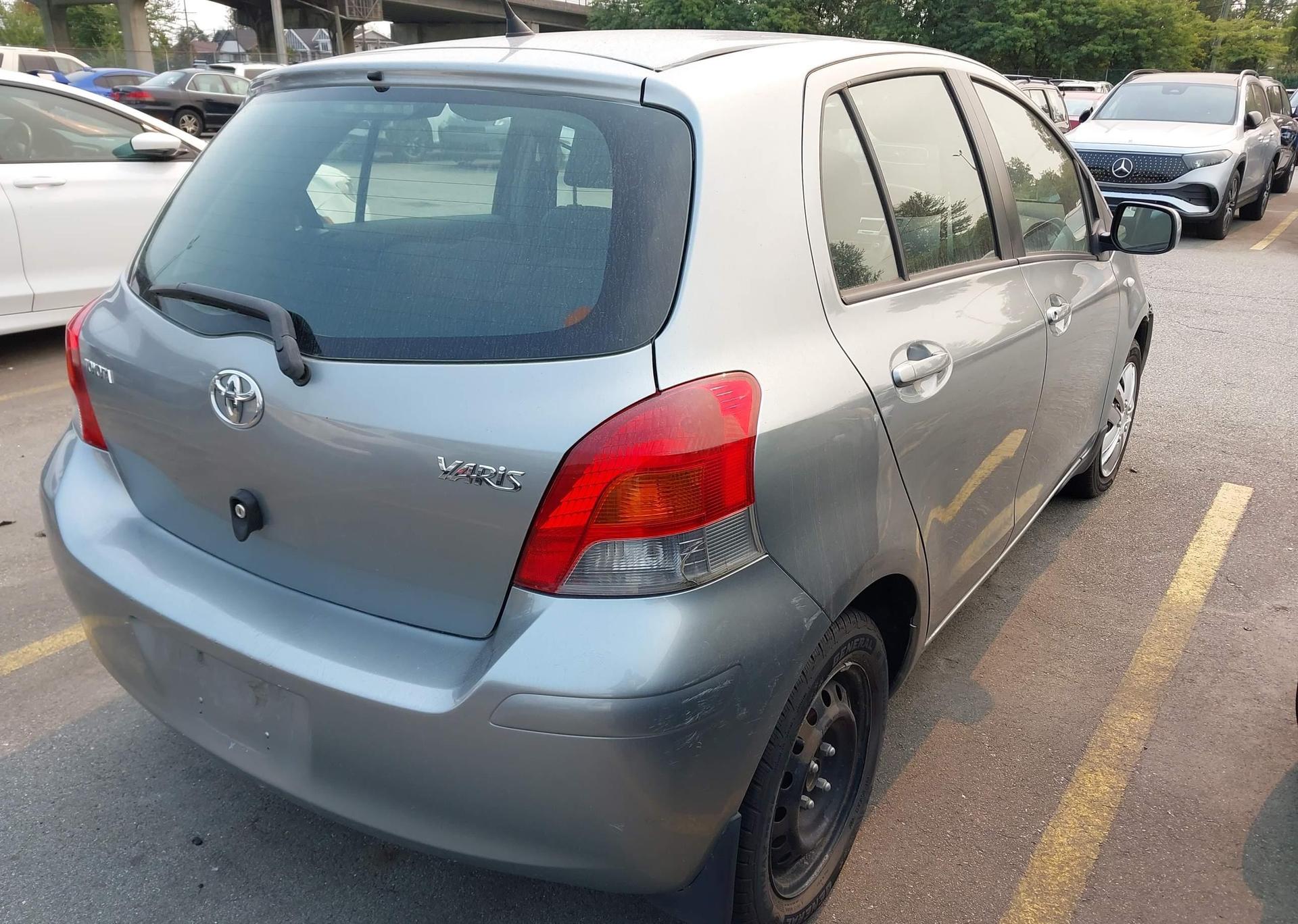 2010 TOYOTA YARIS