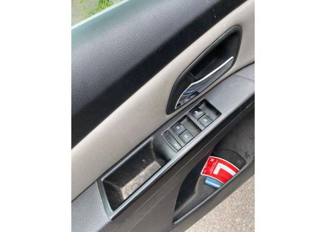 2012 CHEVROLET CRUZE