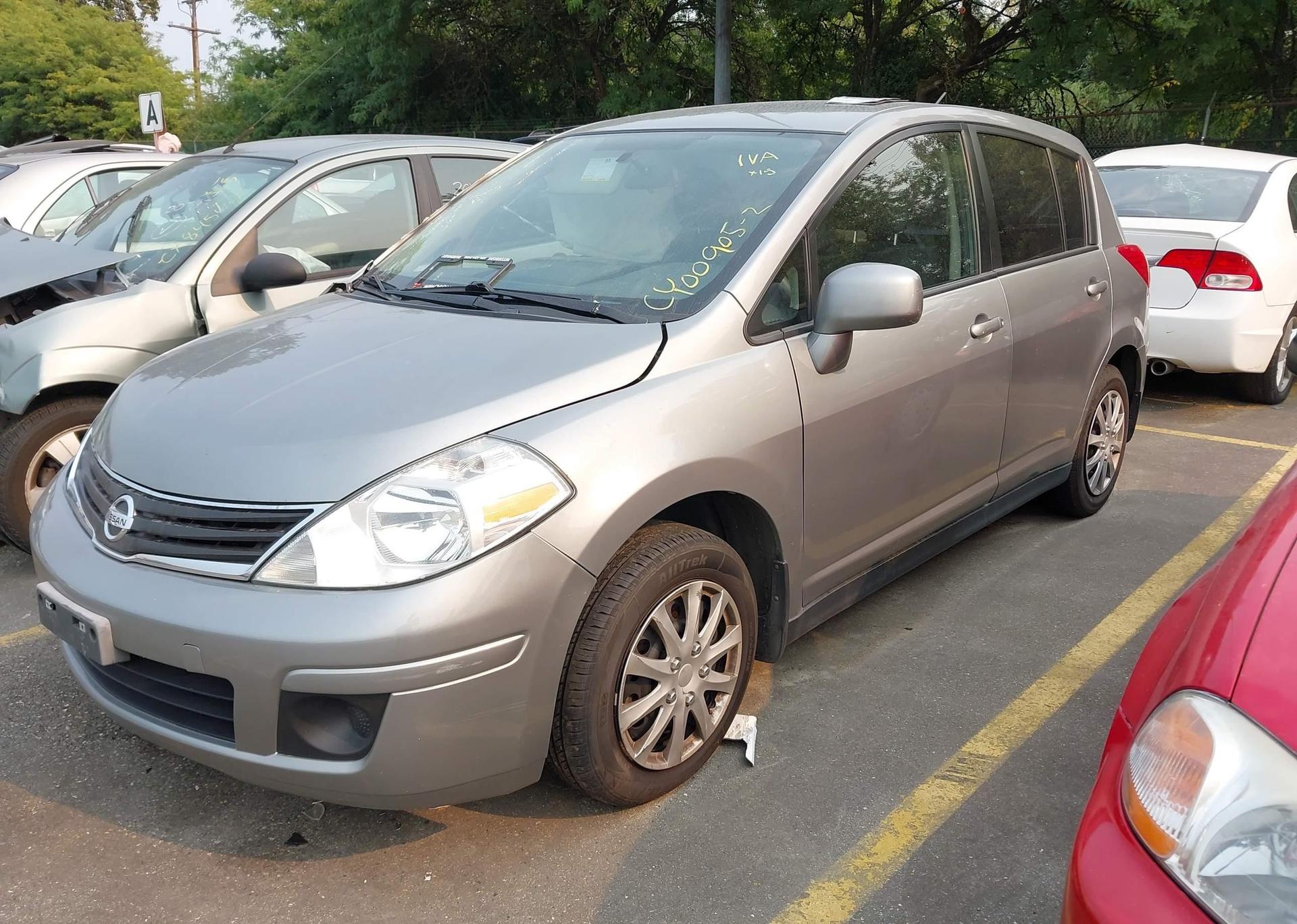 2010 NISSAN VERSA S