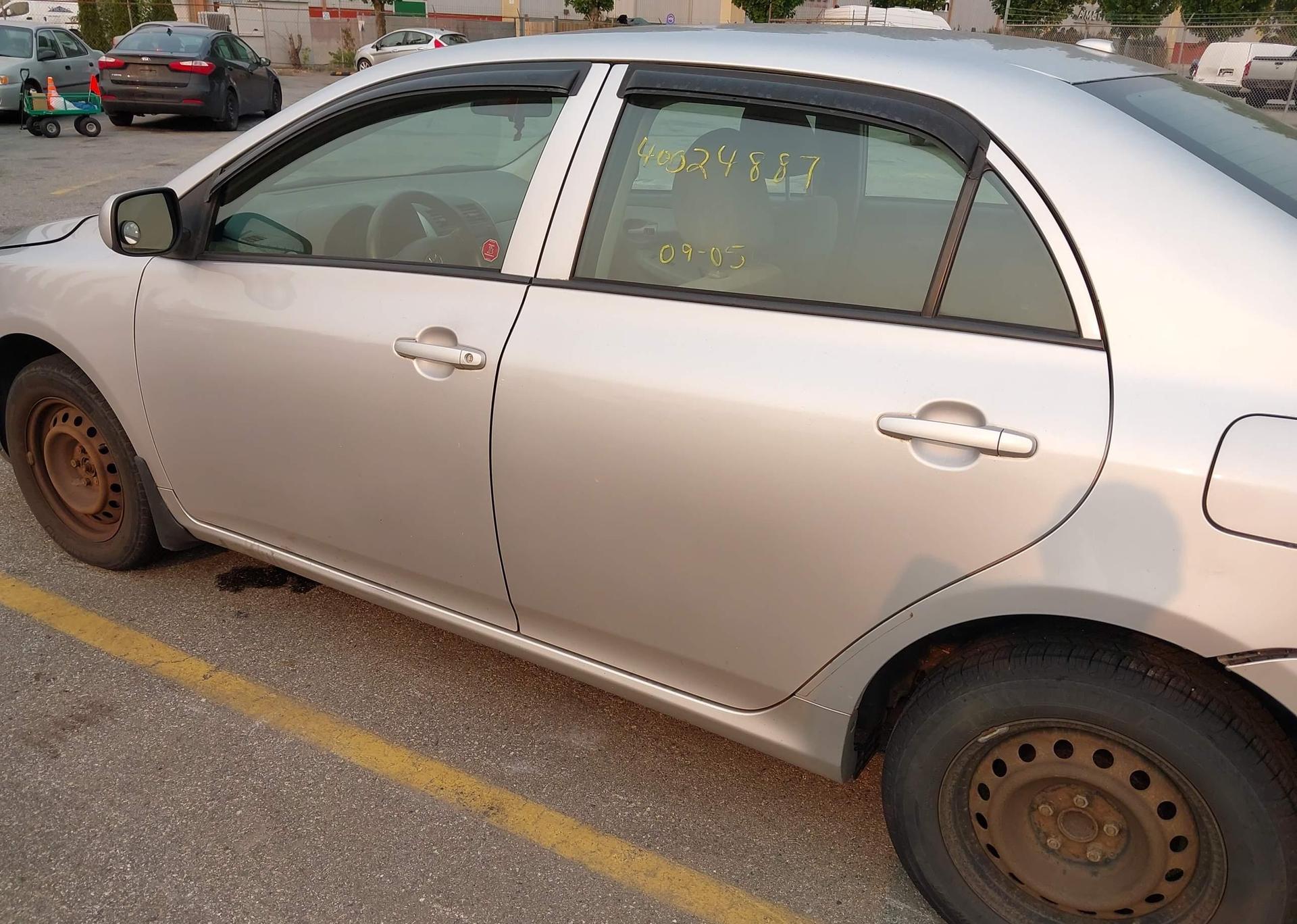 2009 TOYOTA COROLLA S