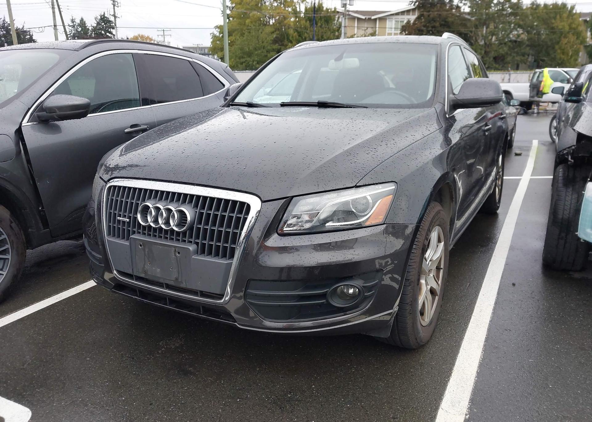 2011 AUDI Q5