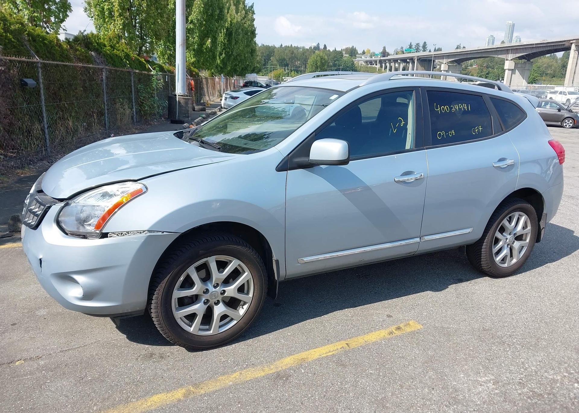 2011 NISSAN ROGUE