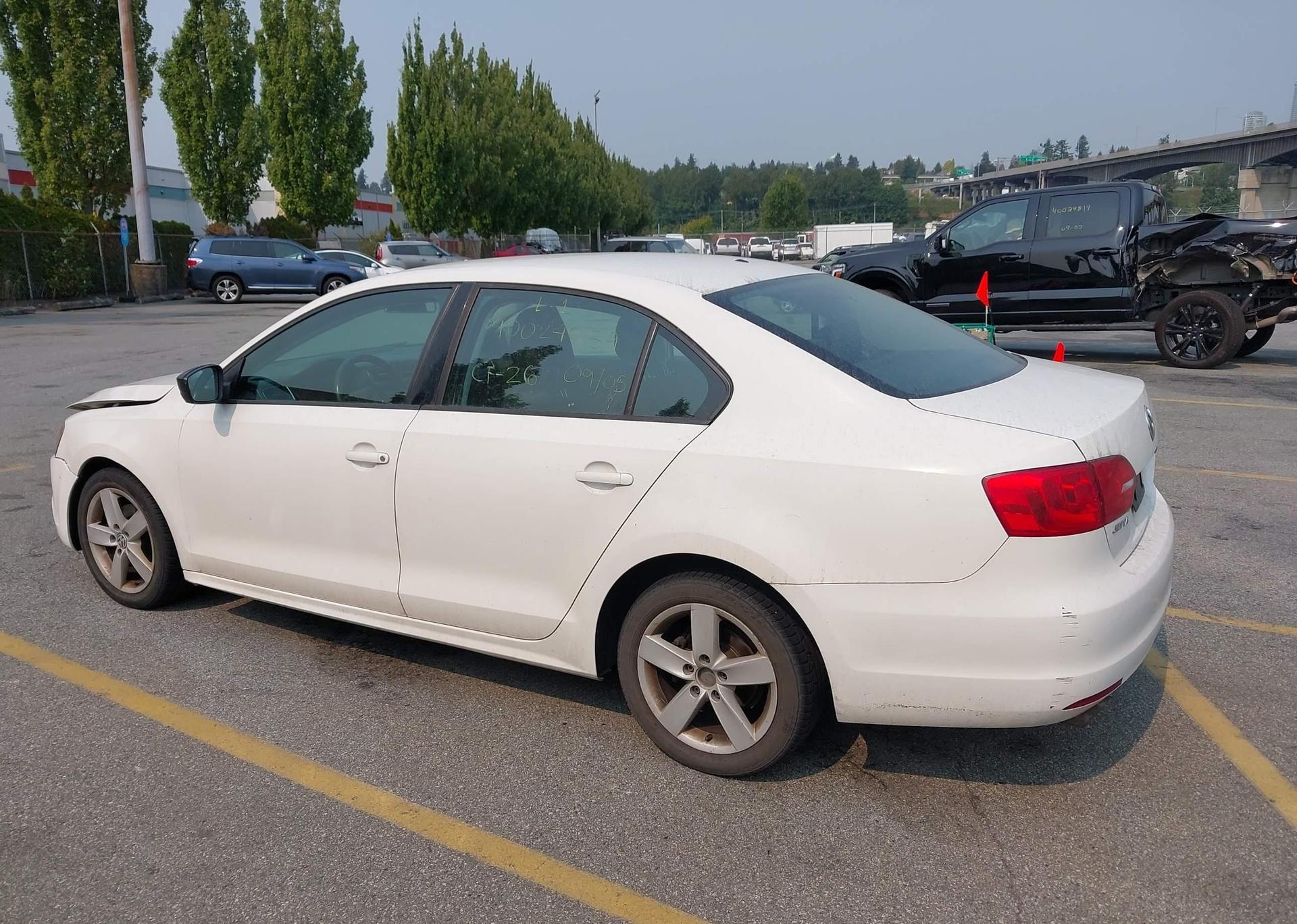 2013 VOLKSWAGEN JETTA