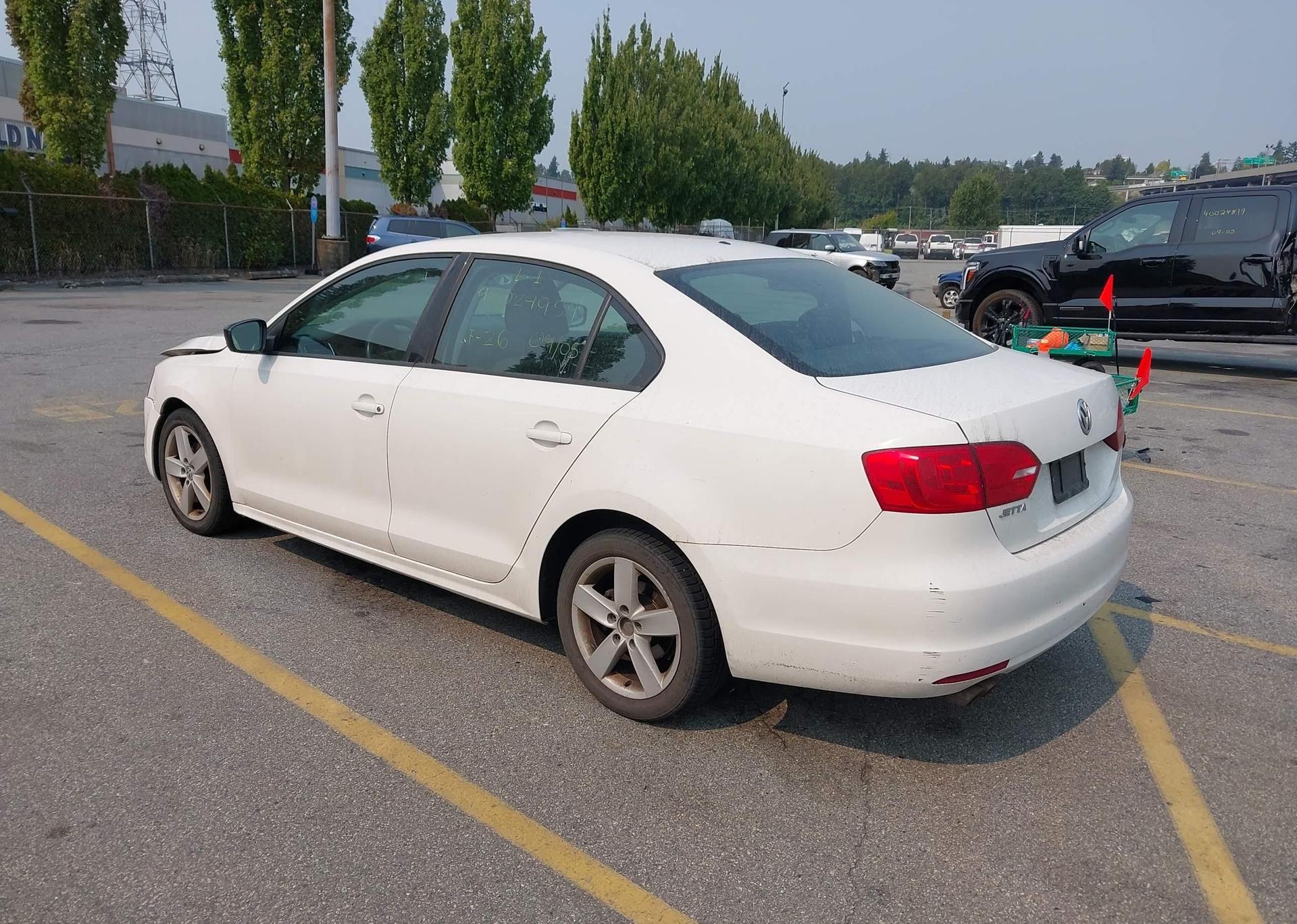 2013 VOLKSWAGEN JETTA