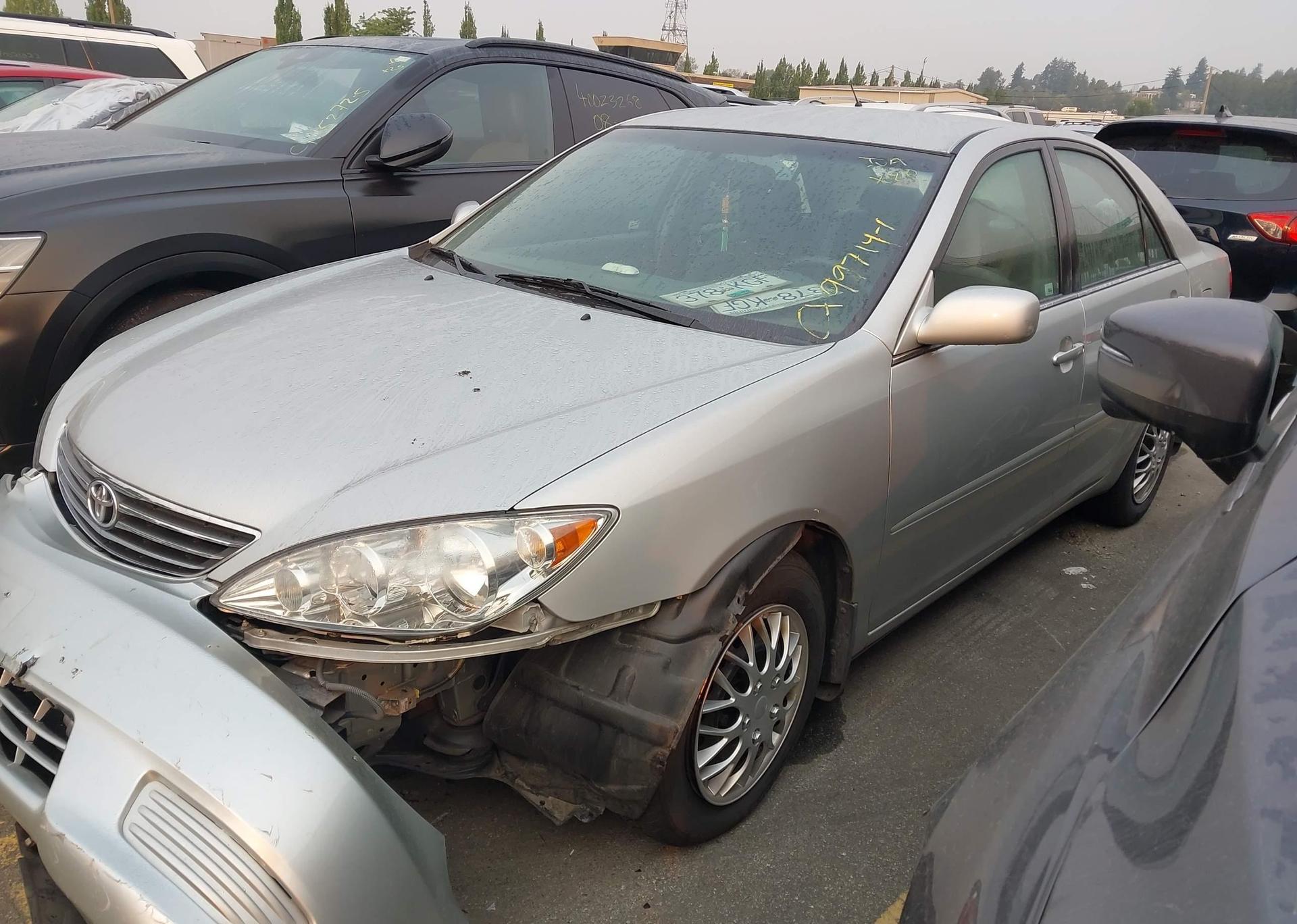 2005 TOYOTA CAMRY LE