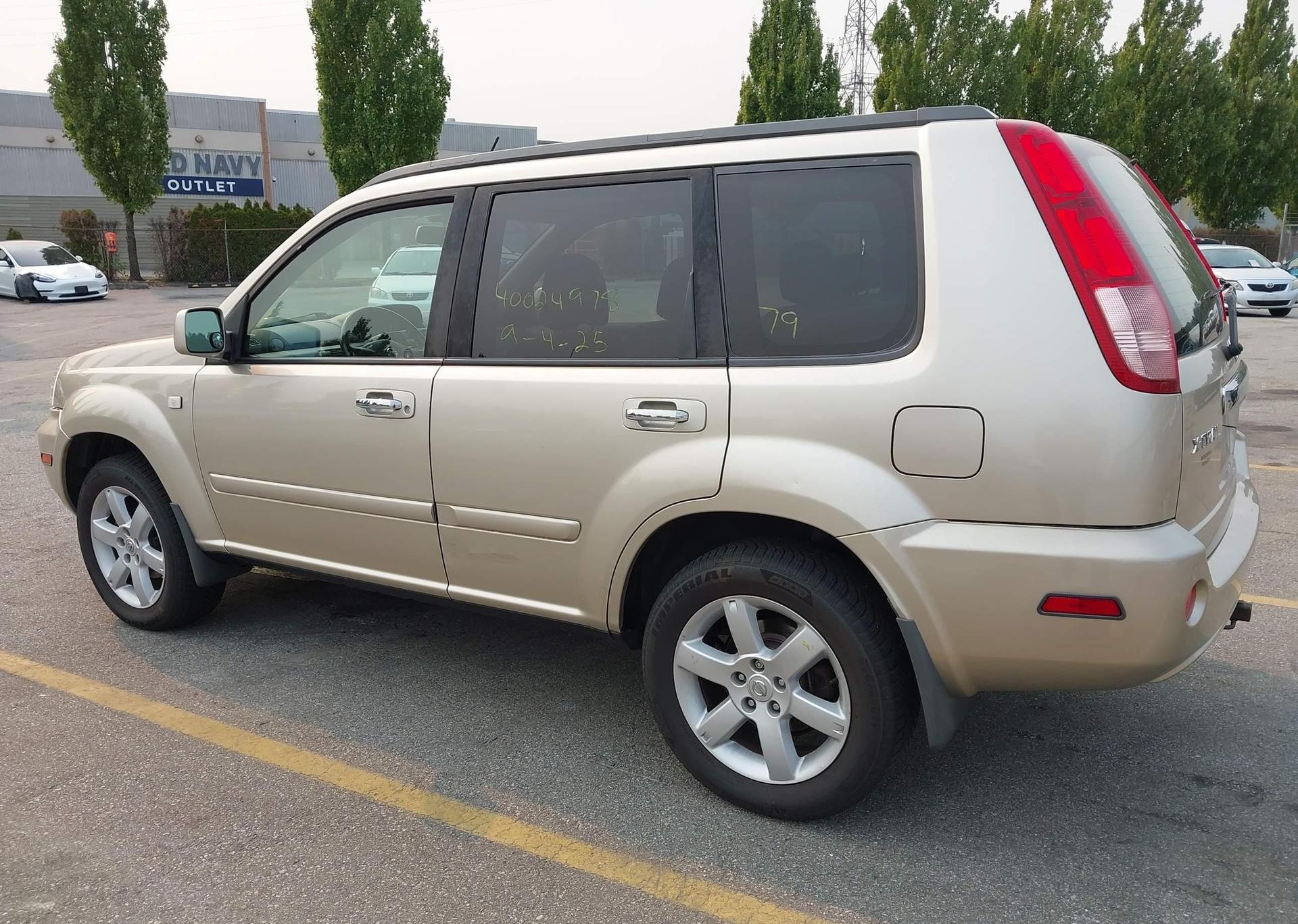2006 NISSAN X-TRAIL XE
