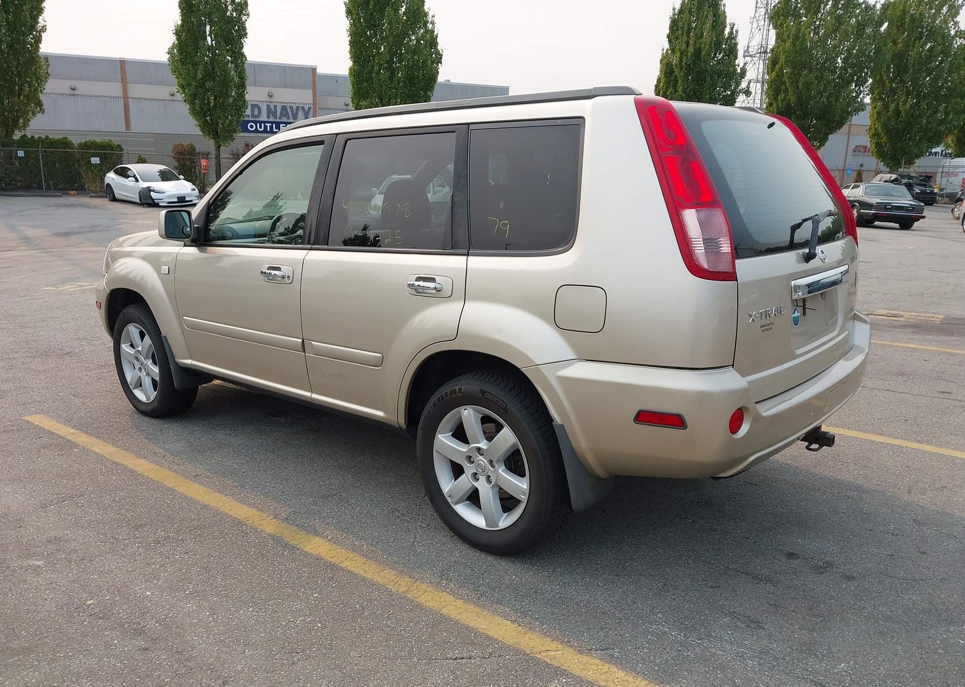 2006 NISSAN X-TRAIL XE
