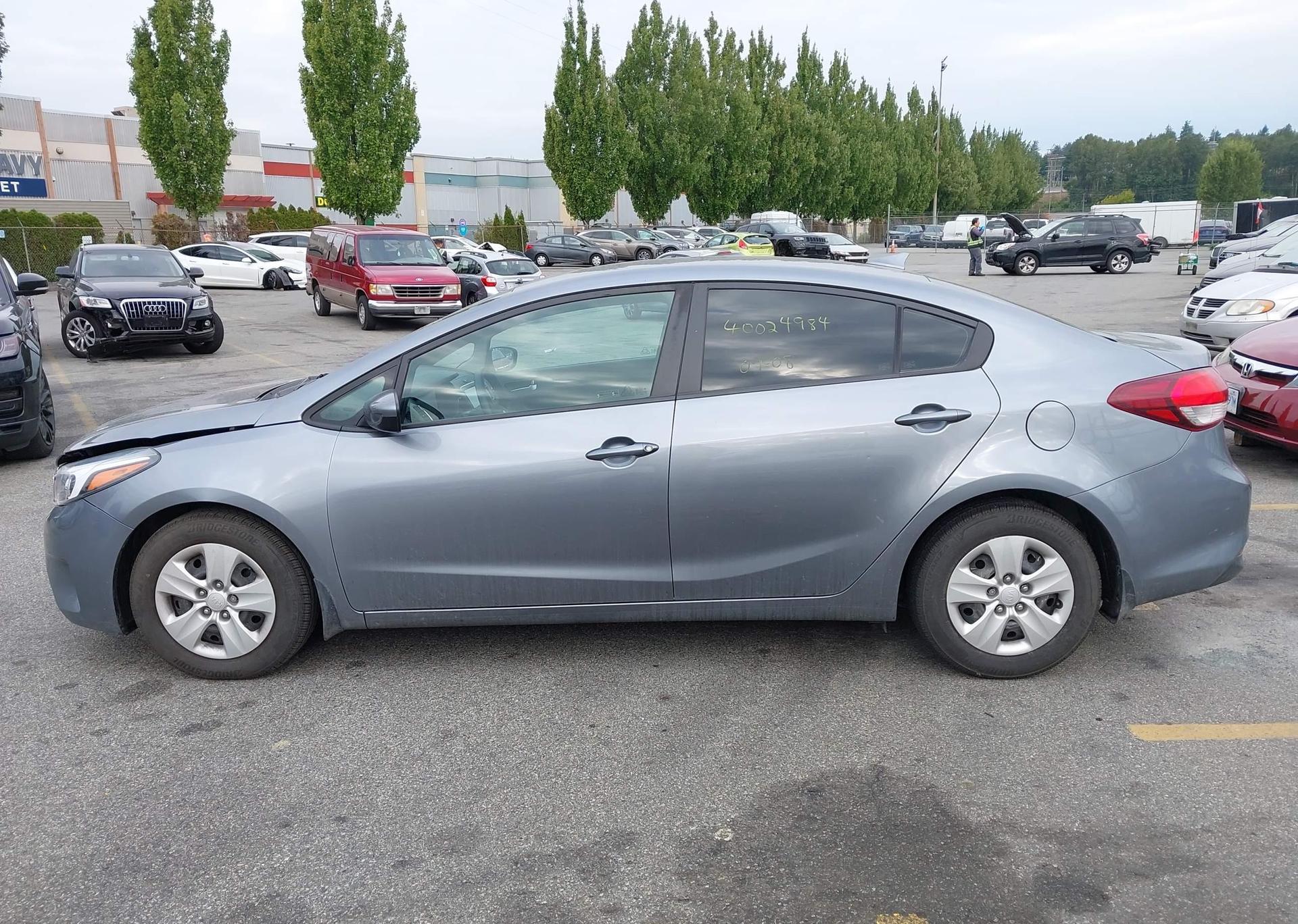 2017 KIA FORTE