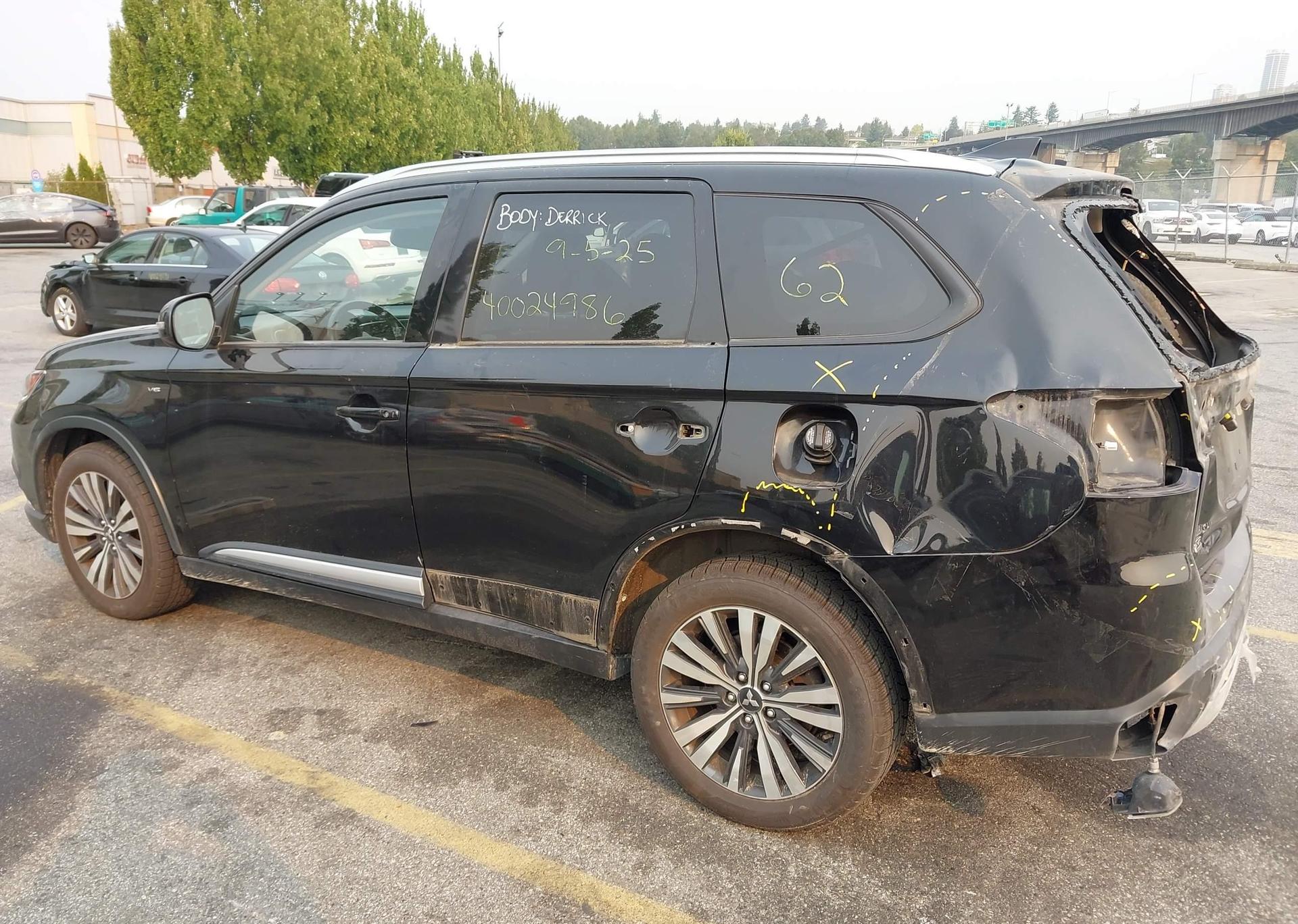 2019 MITSUBISHI OUTLANDER SE