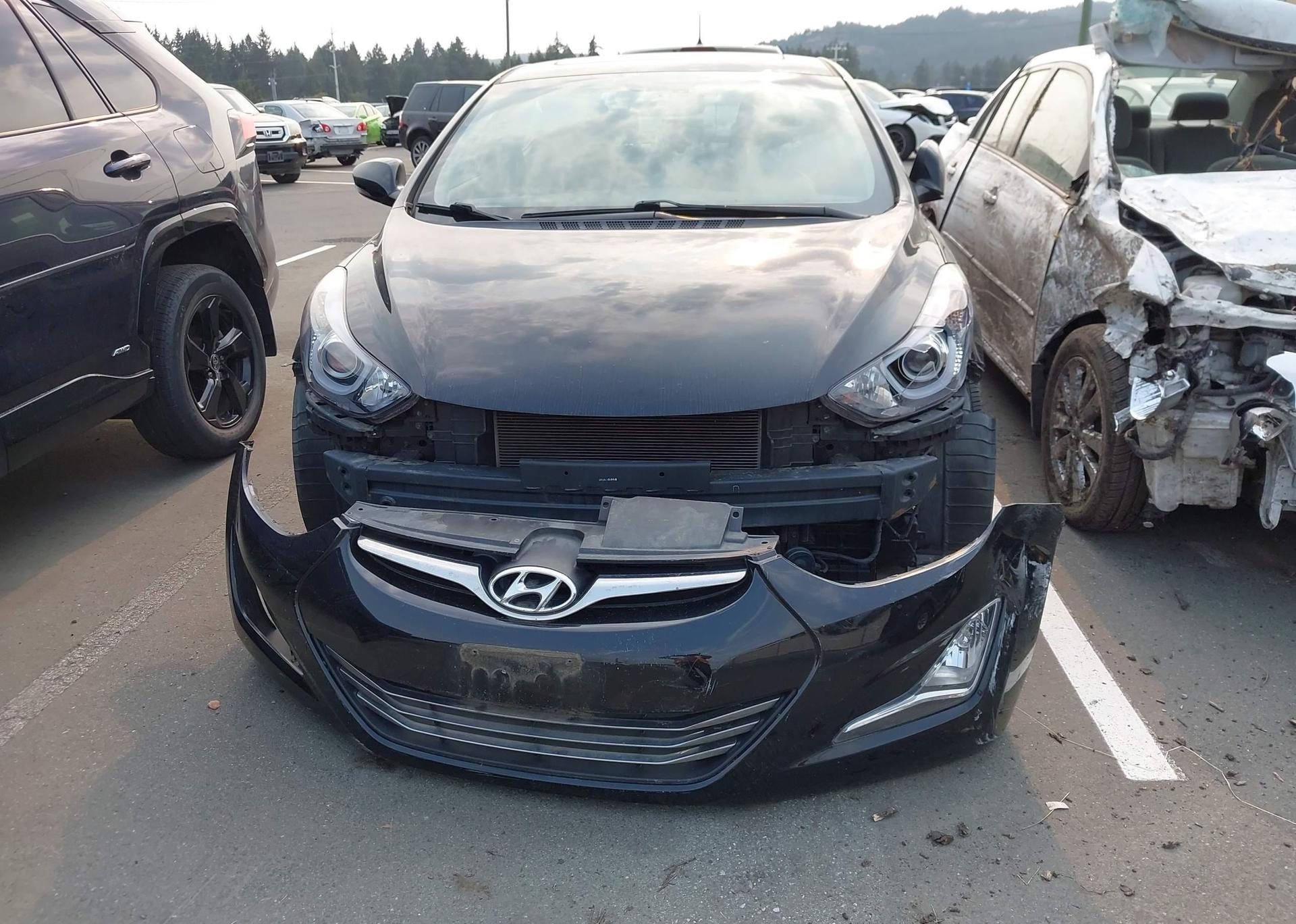 2014 HYUNDAI ELANTRA SE