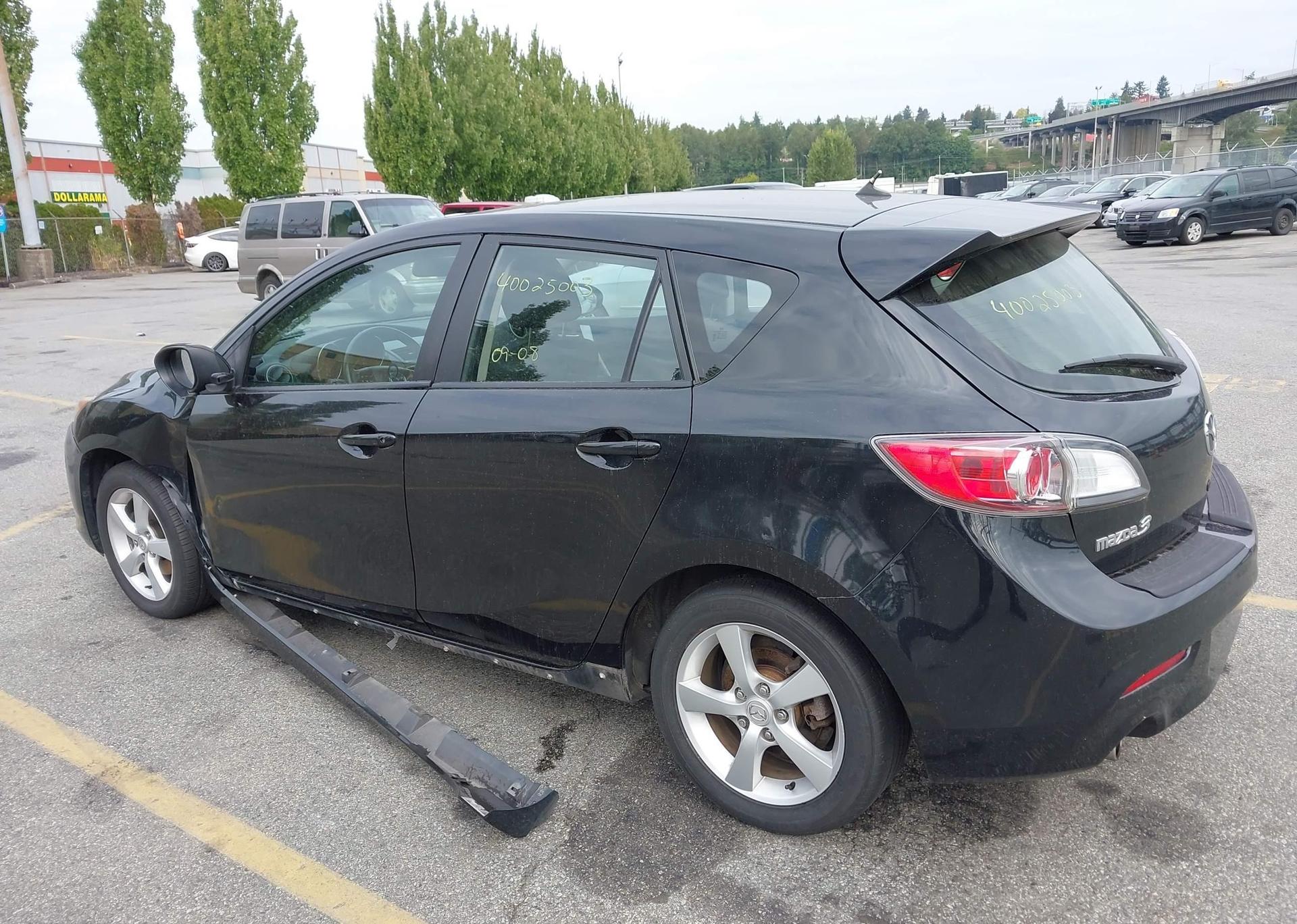 2012 MAZDA 3 I