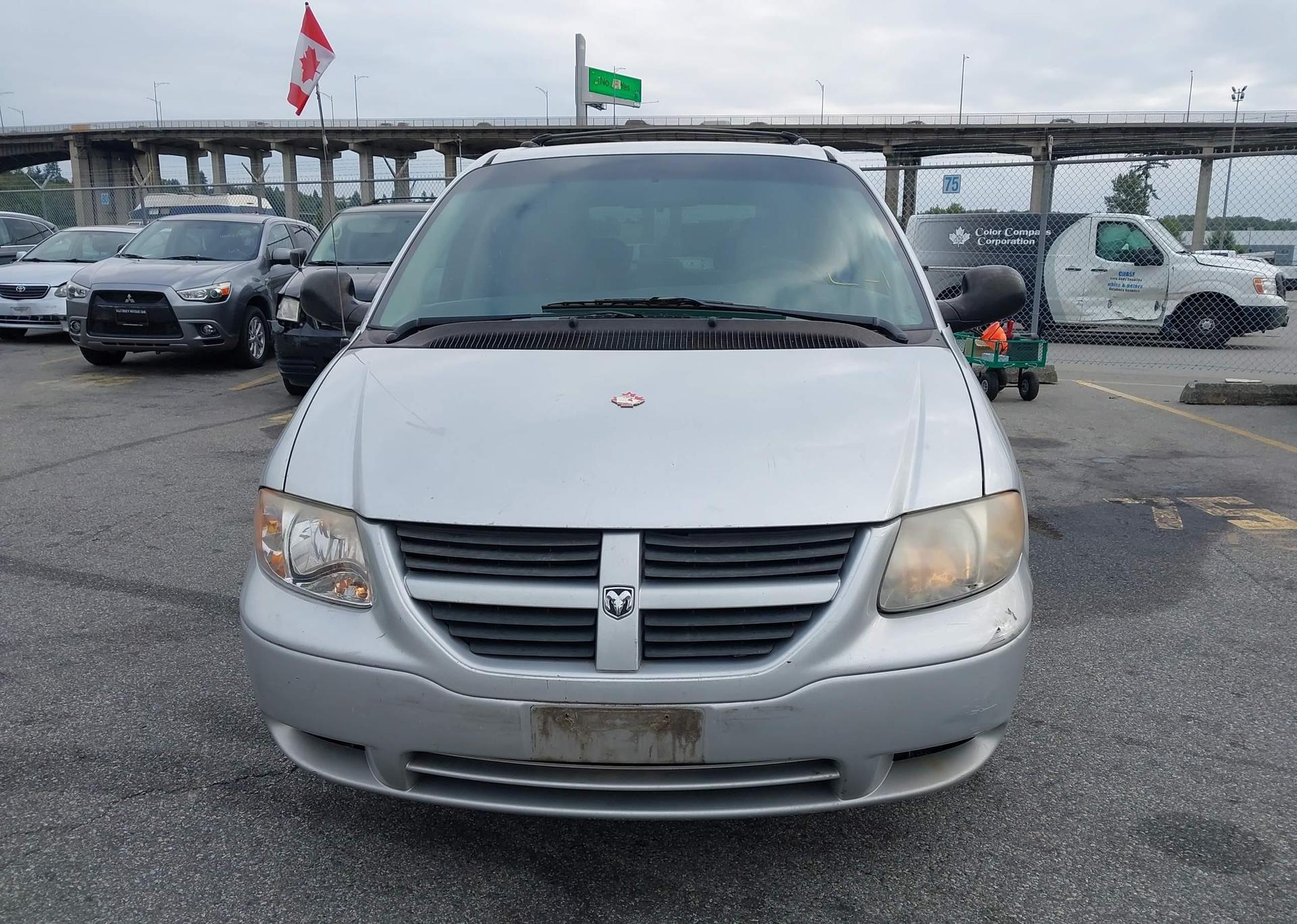 2006 DODGE CARAVAN SE