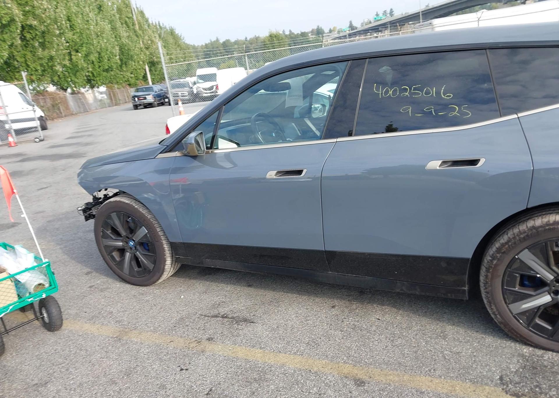 2024 BMW IX