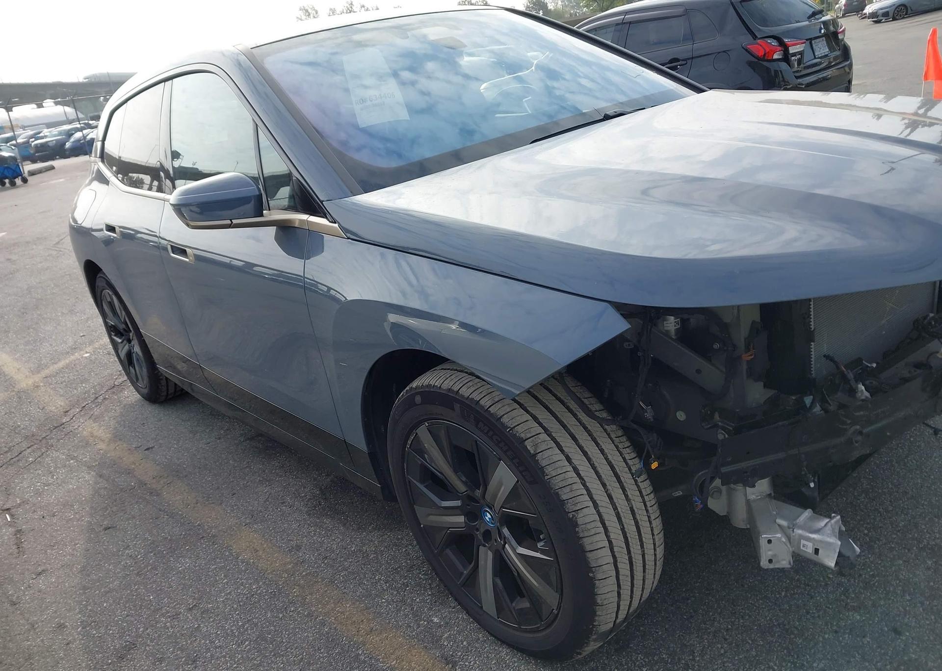 2024 BMW IX