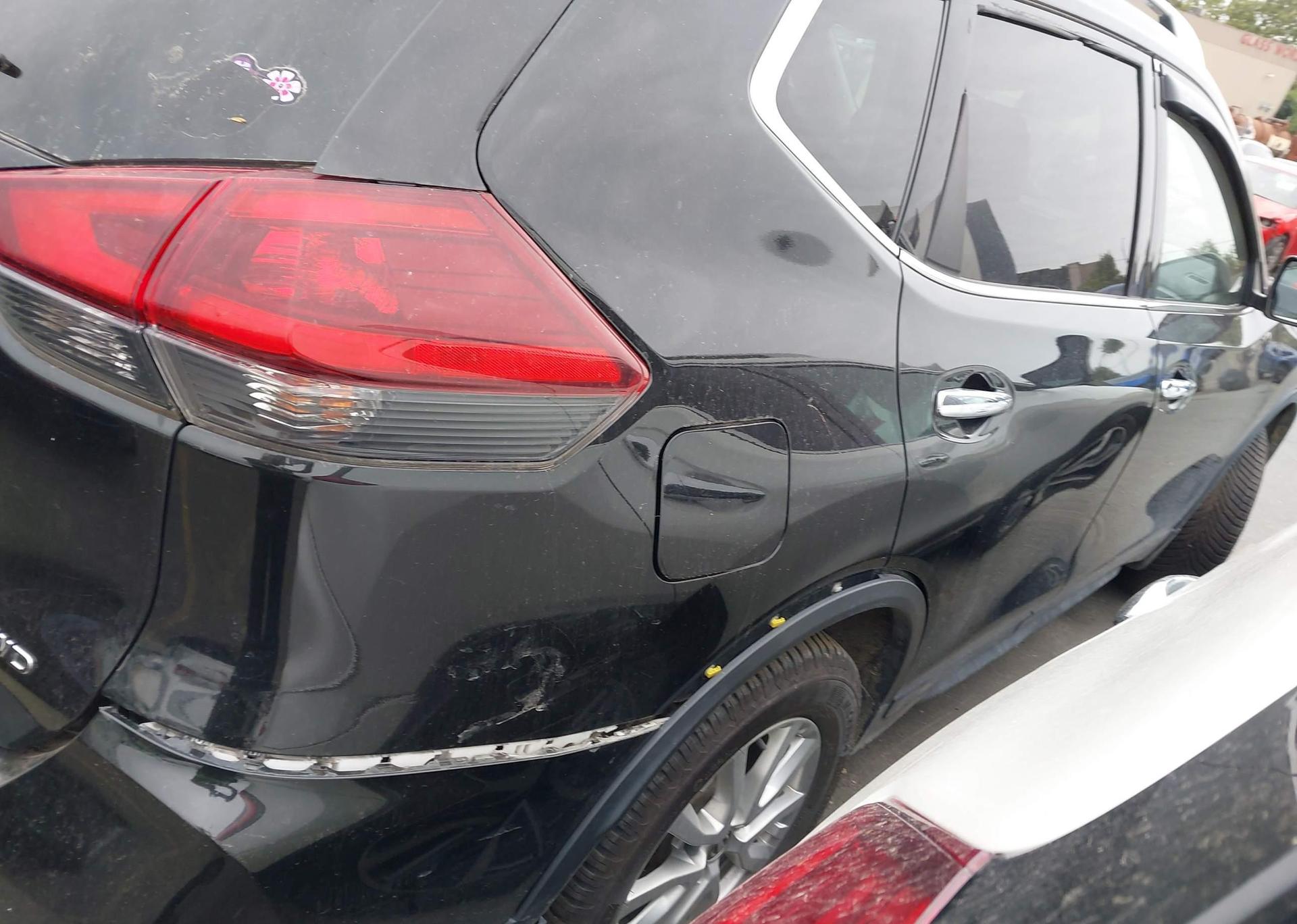 2018 NISSAN ROGUE