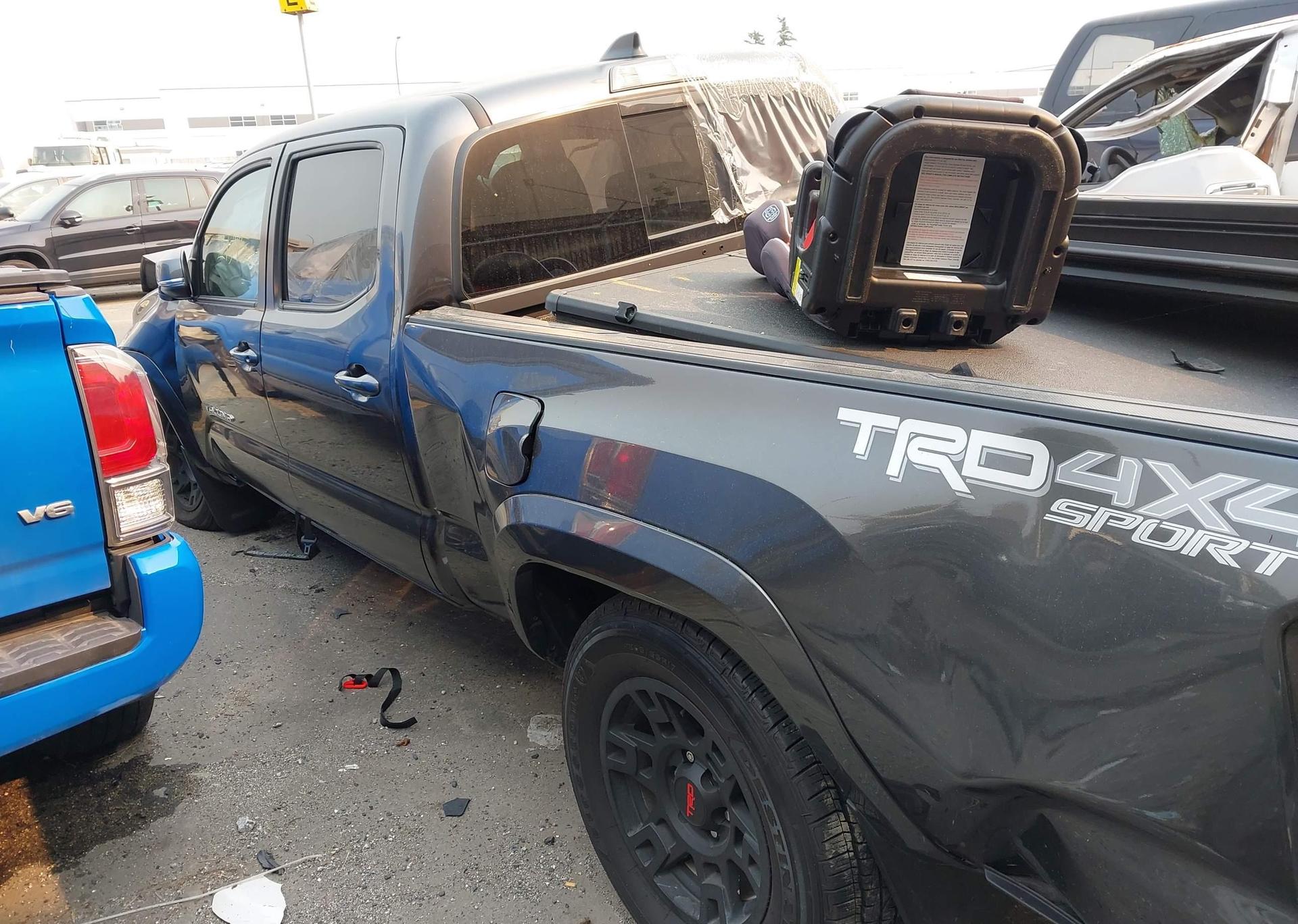 2023 TOYOTA TACOMA DOUBLE CAB