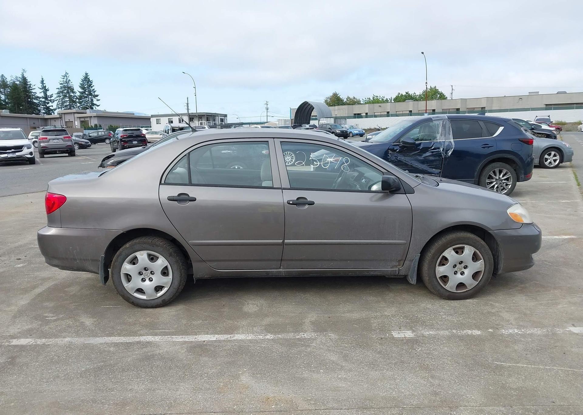 2004 TOYOTA COROLLA CE