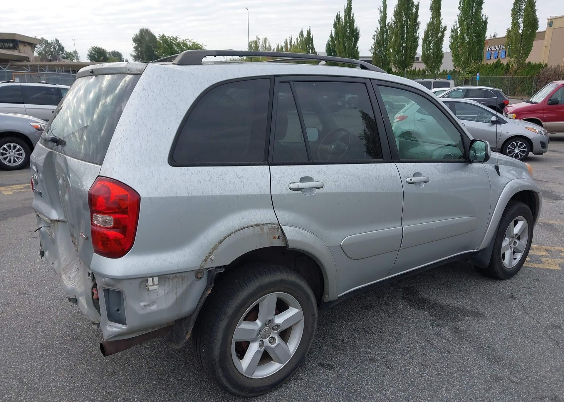 2005 TOYOTA RAV4