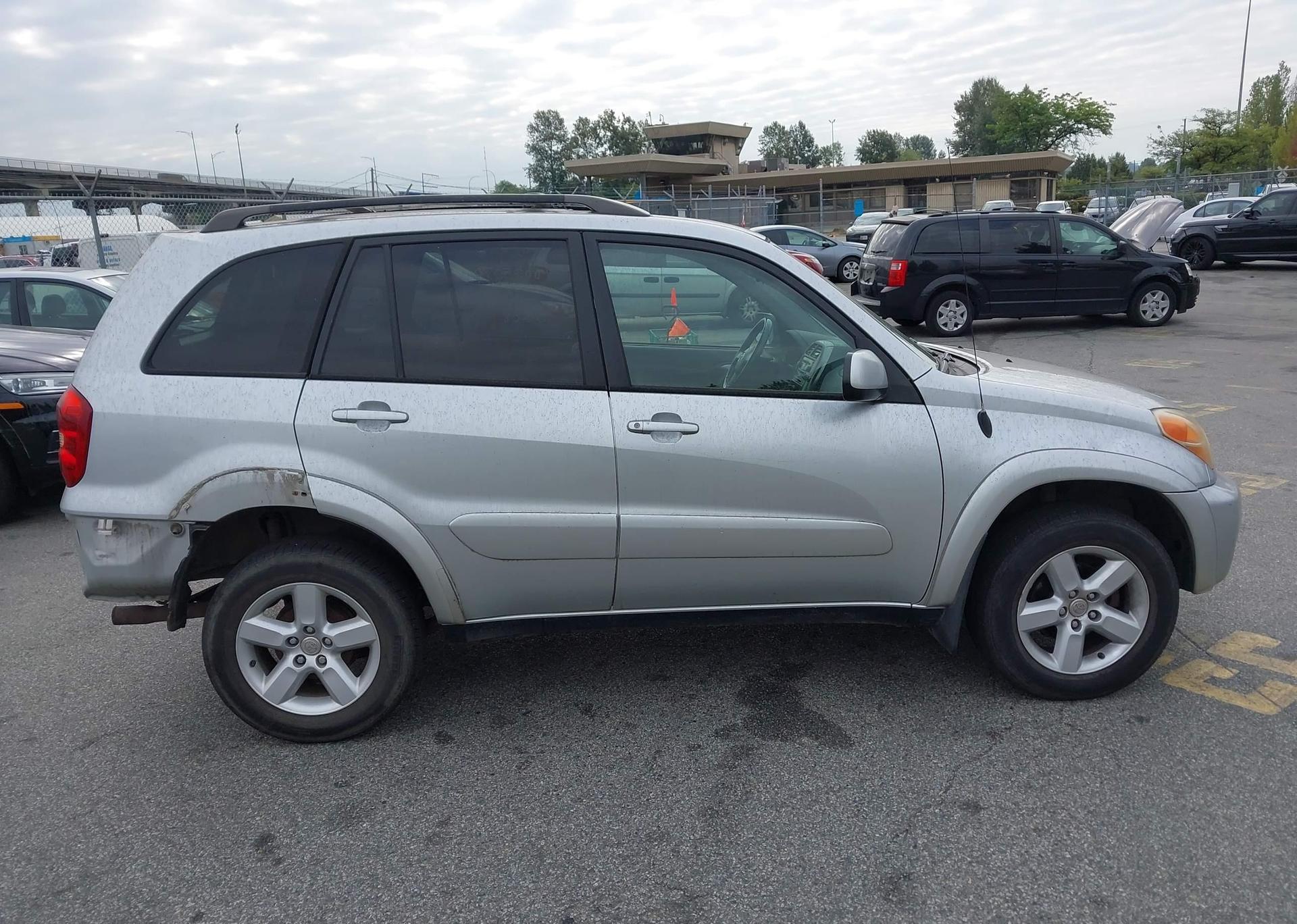 2005 TOYOTA RAV4