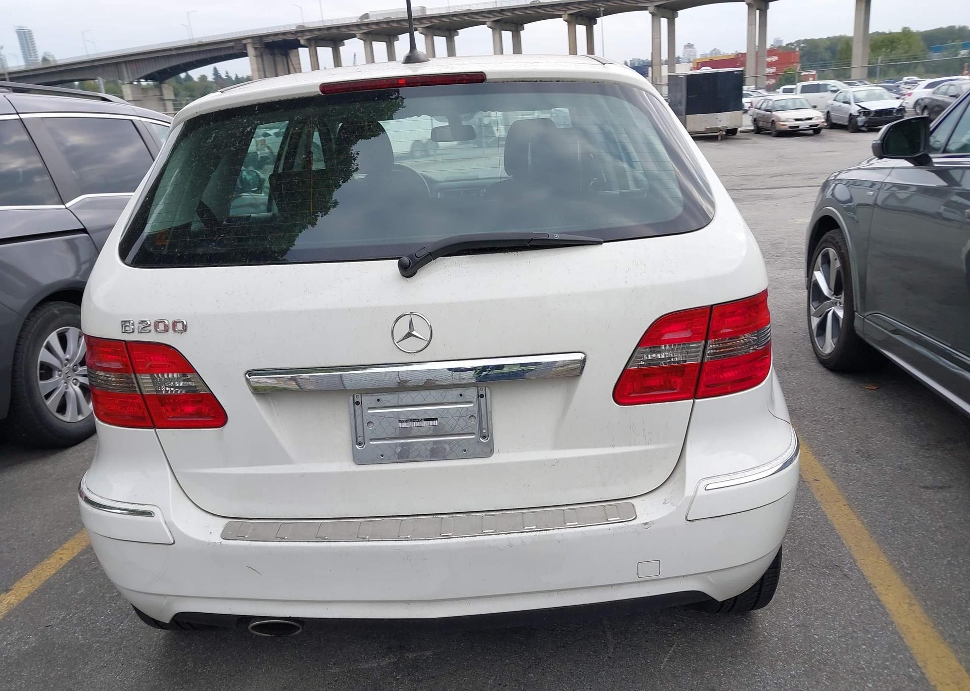 2009 MERCEDES-BENZ B200