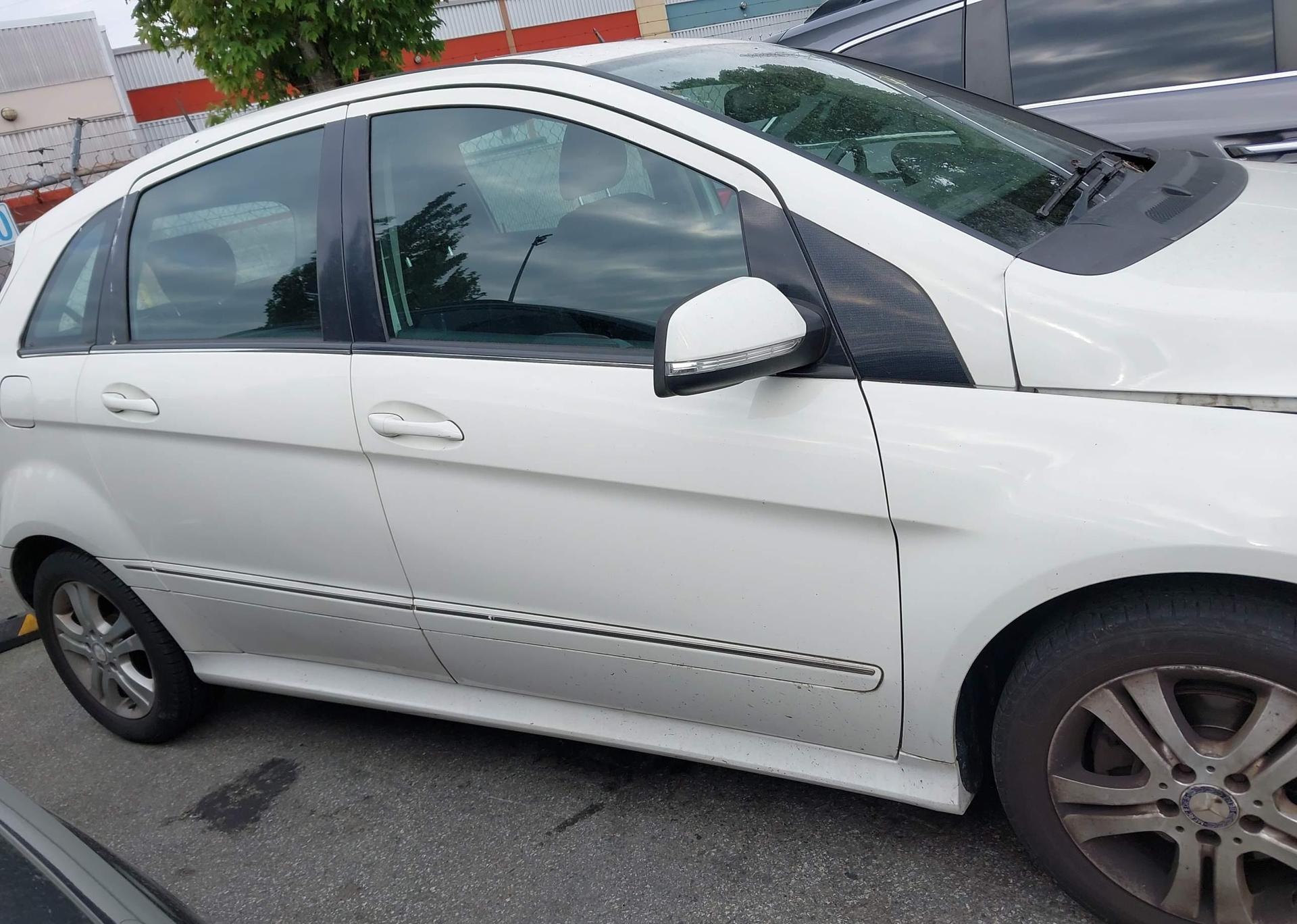 2009 MERCEDES-BENZ B200