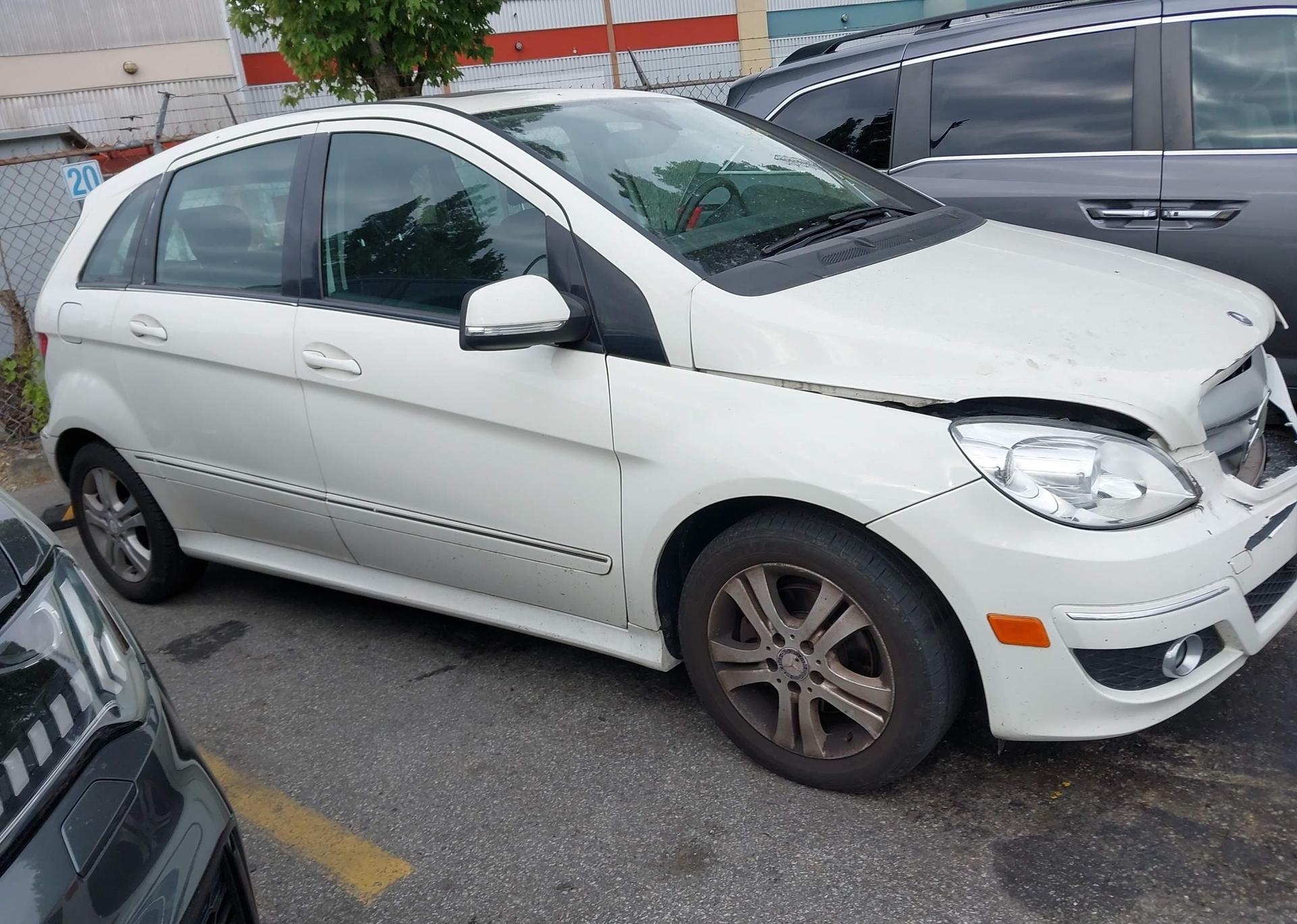2009 MERCEDES-BENZ B200