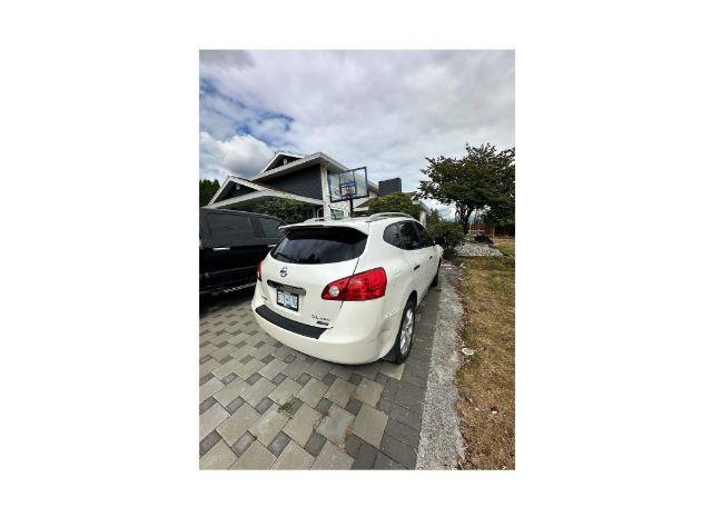 2012 NISSAN ROGUE
