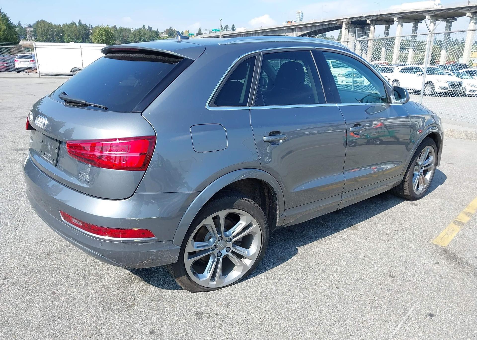 2017 AUDI Q3