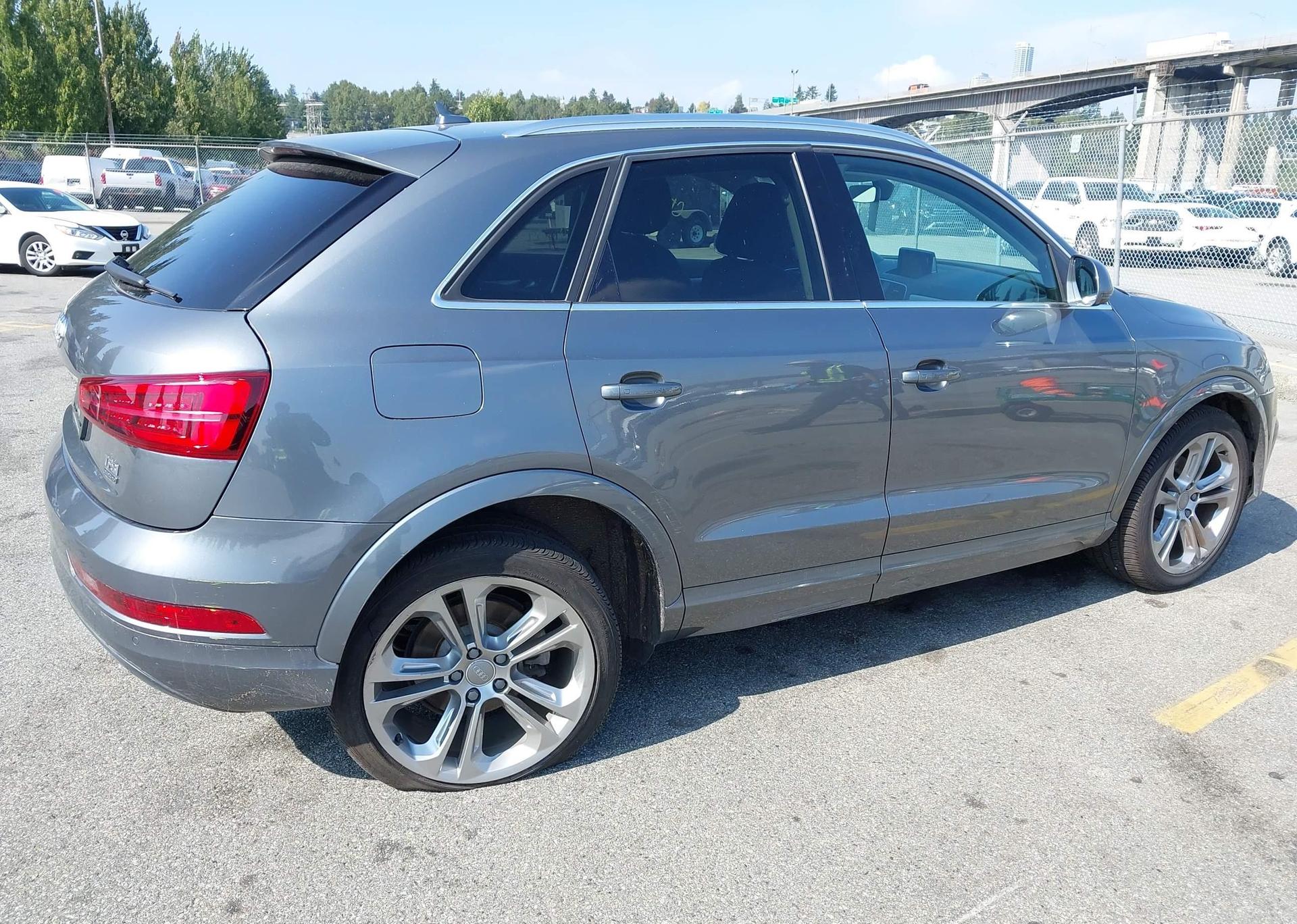 2017 AUDI Q3