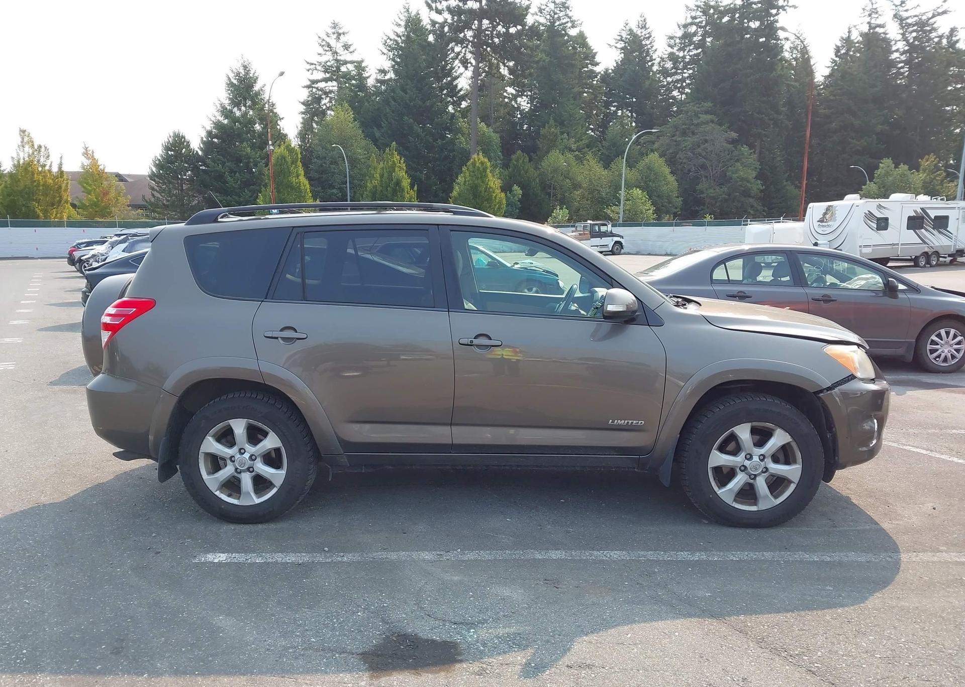 2009 TOYOTA RAV4 LIMITED