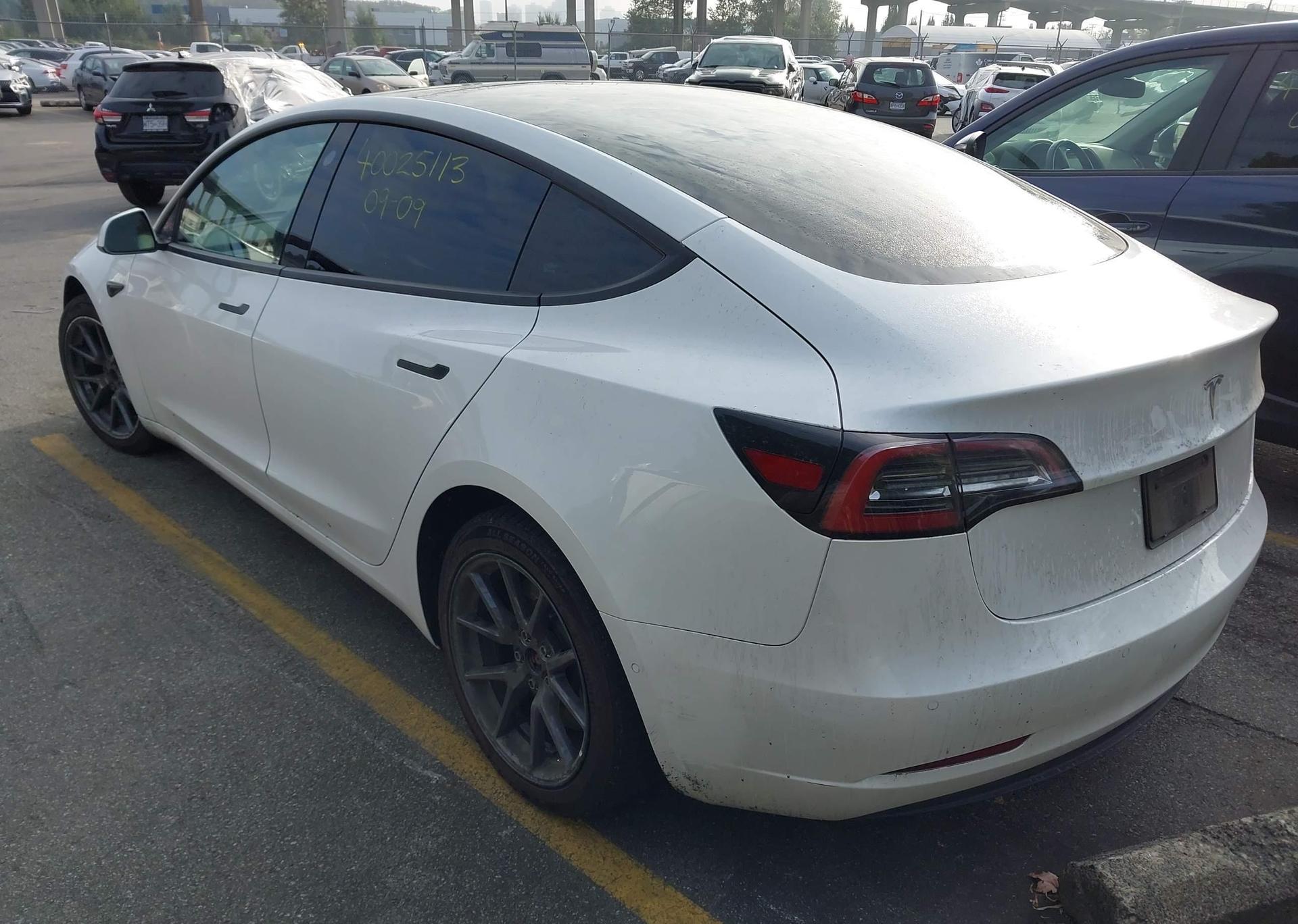 2021 TESLA MODEL 3